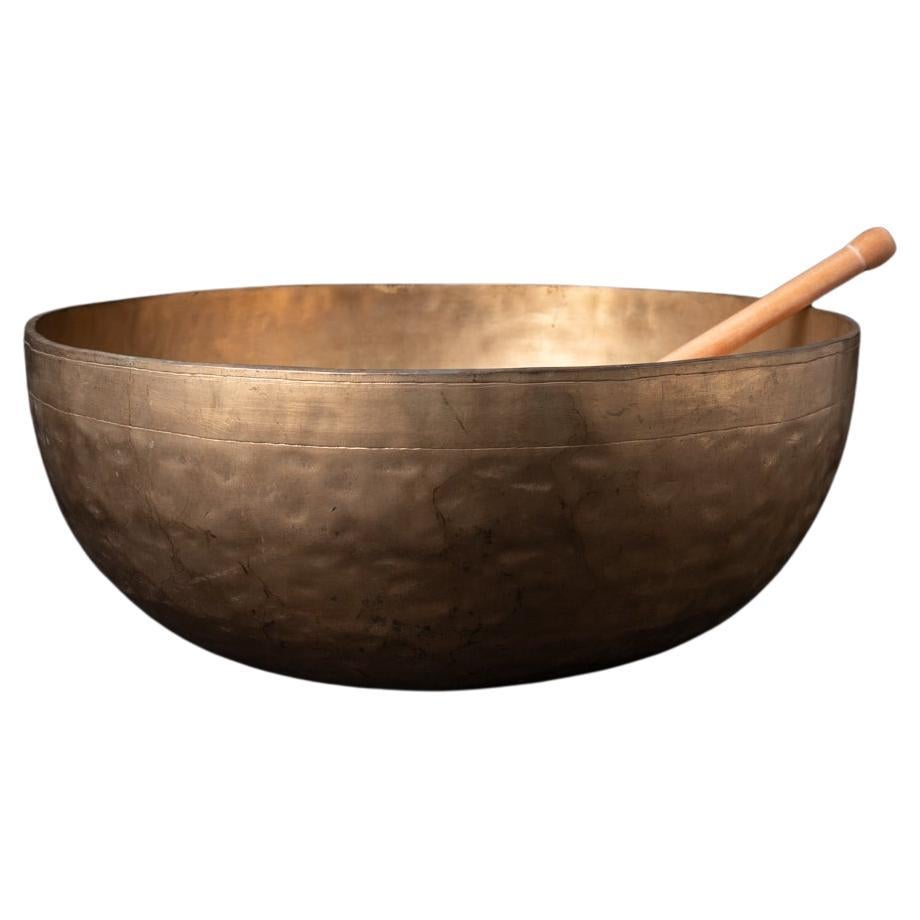 Early 20th Century antique bronze Nepali Singing bowl - OriginalBuddhas