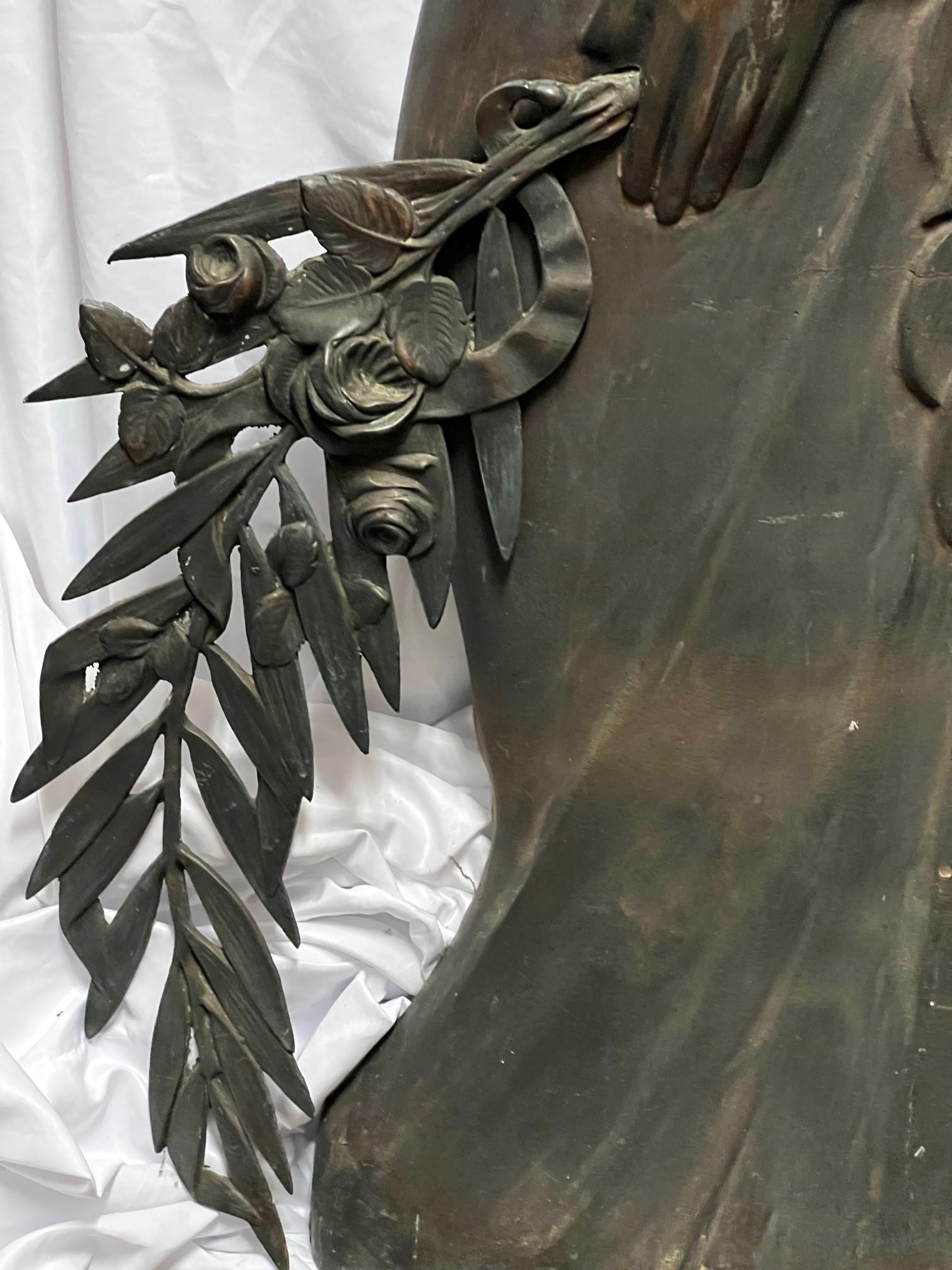 Early 20th Century Antique Bronze Praying, Mourning Angel with Palms In Good Condition For Sale In Stamford, CT