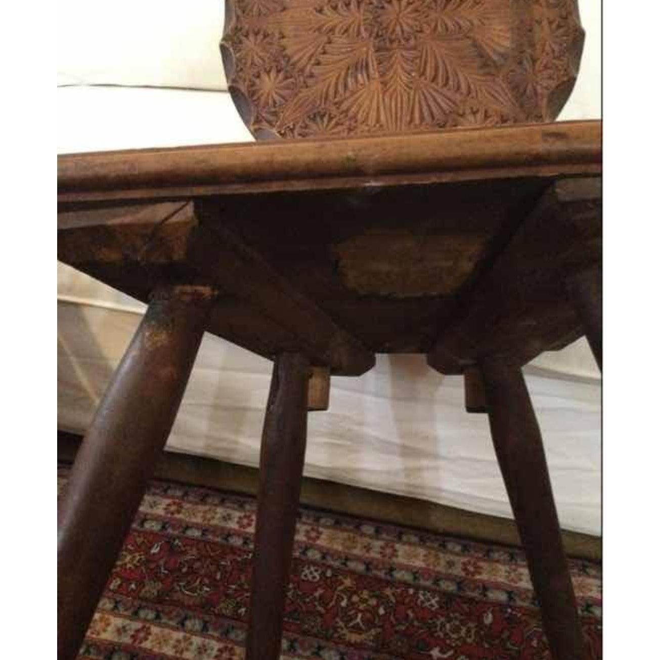 Early 20th Century Antique Carved Wood Chair For Sale 5