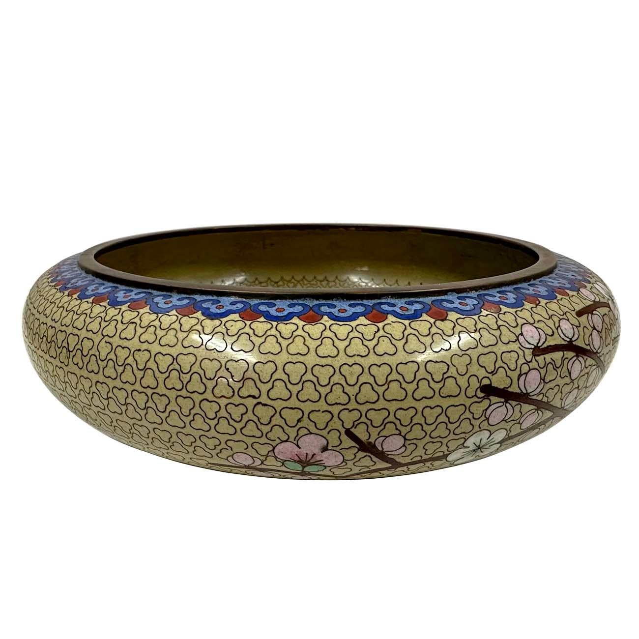 Cloisonné Bol en cloisonné chinois ancien du début du 20e siècle en vente