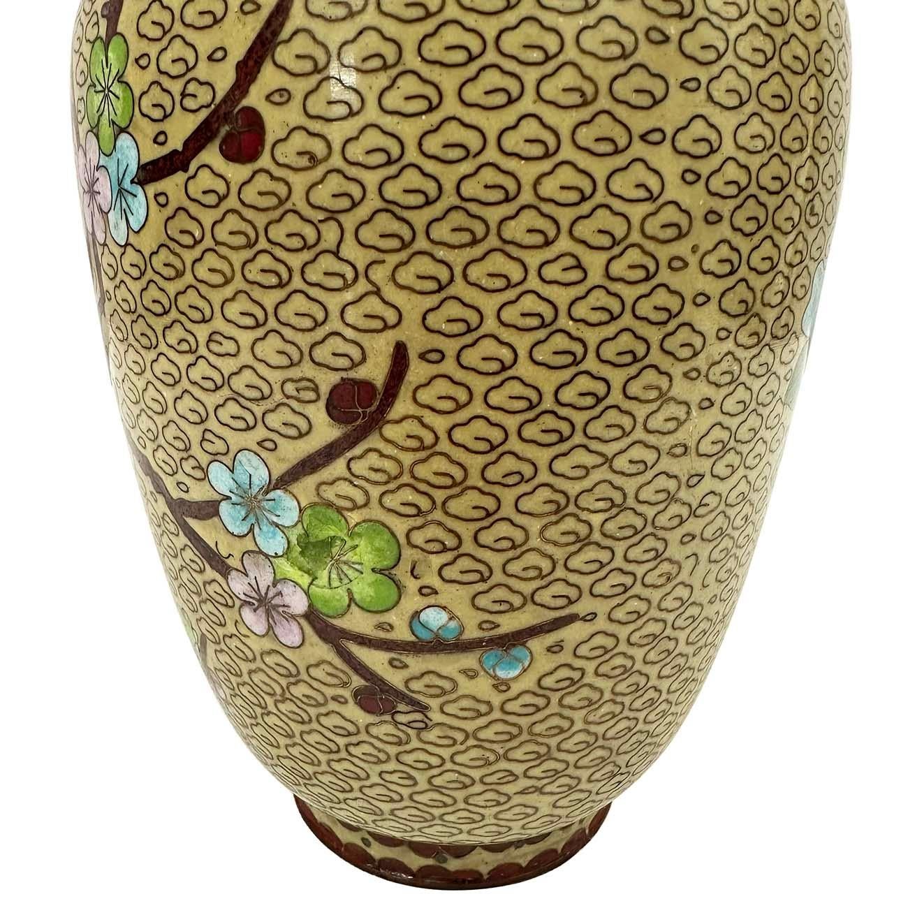 Early 20th Century Antique Chinese Cloisonne Vase For Sale 2