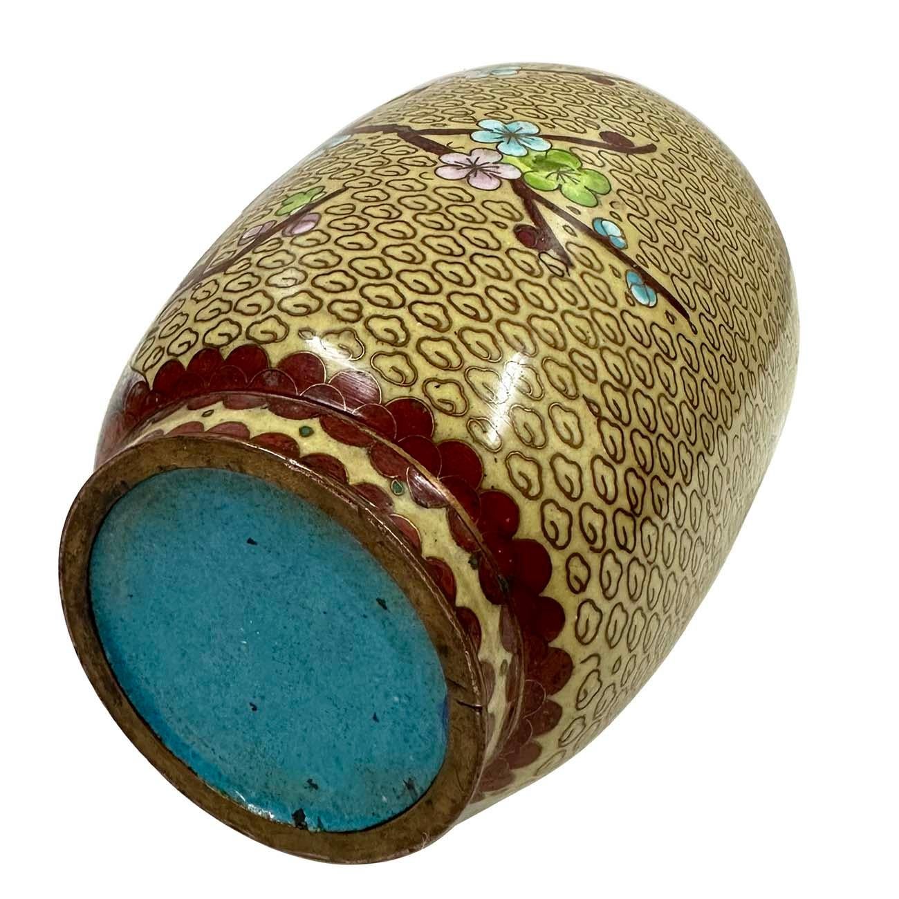 Early 20th Century Antique Chinese Cloisonne Vase For Sale 3