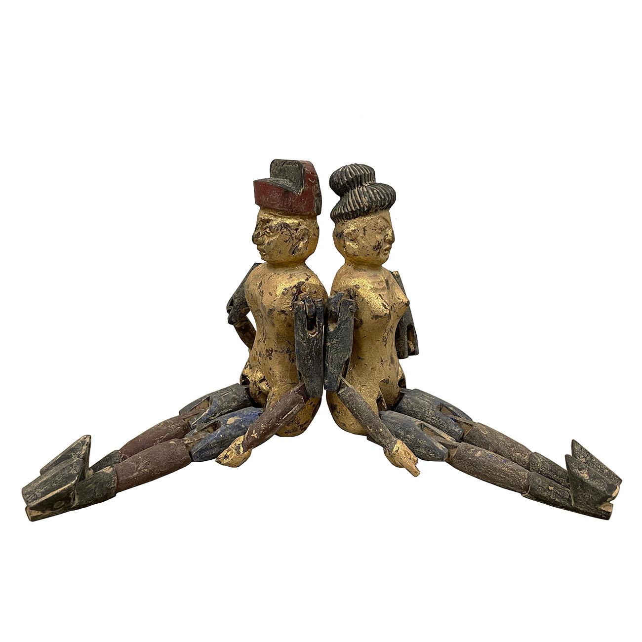 20ième siècle Jouets chinois anciens en bois de camphrier sculptés et dorés du début du 20e siècle en vente