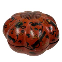 Early 20th Century antique Chinese Pumpkin Shaped lacquer box
