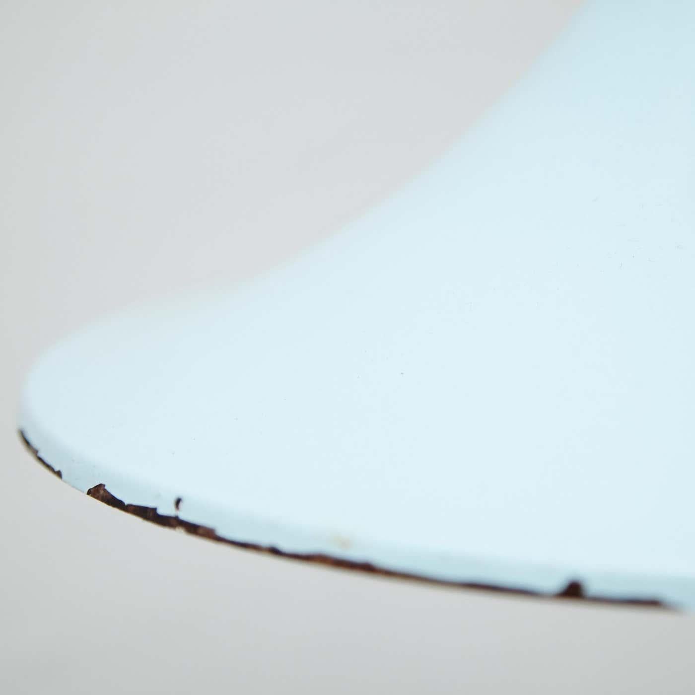 Anfang des 20. Jahrhunderts Antike Deckenlampe aus blauem Messing (Französisch) im Angebot