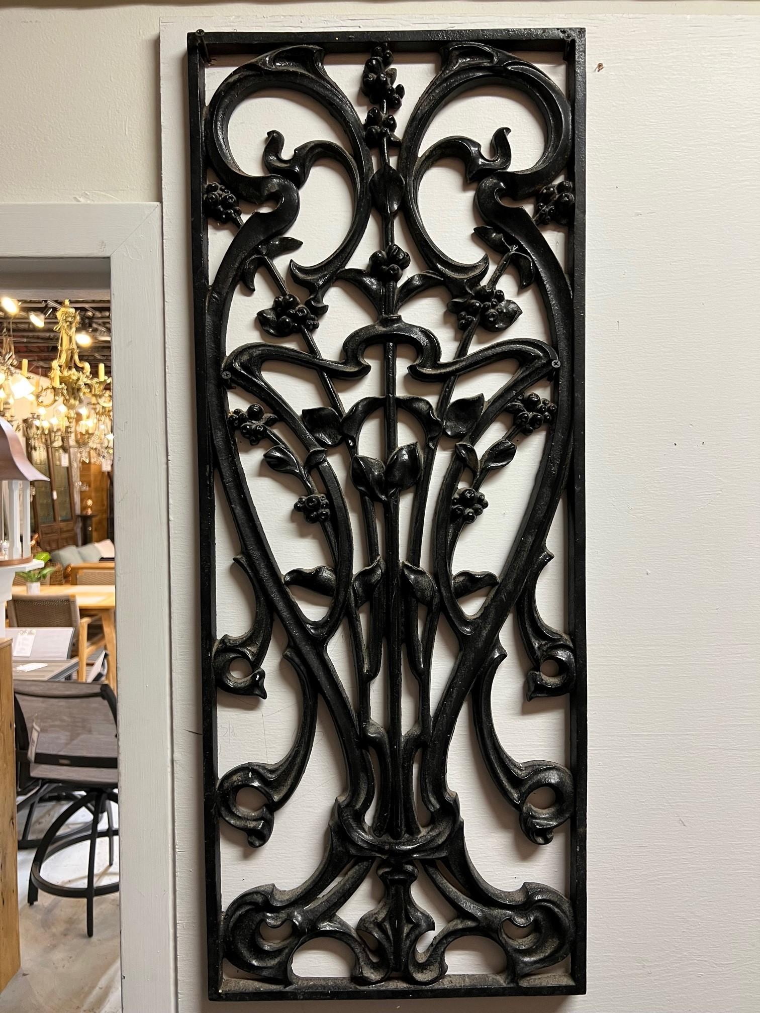 Beautiful early 20th century antique French Art Nouveau iron panel purchased from the markets in Paris France. This is a wonderful iron panel in great condition brought over from Paris France and would look amazing hanging on a interior or exterior