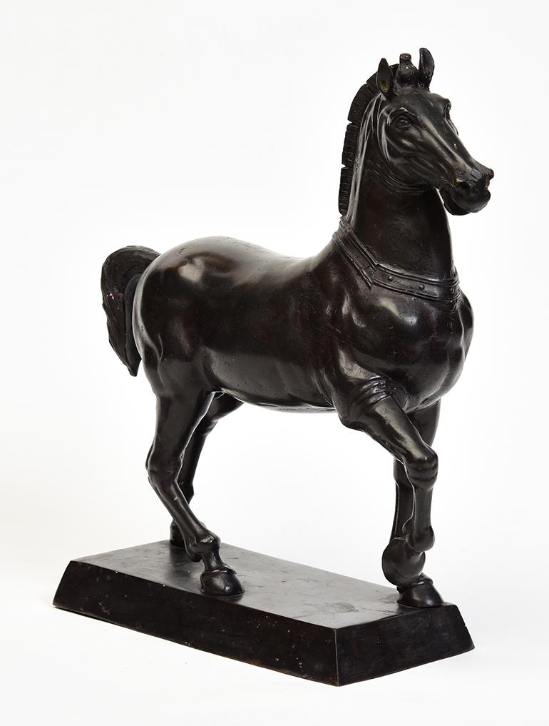 Early 20th Century, Antique French Bronze Walking Horse For Sale 6