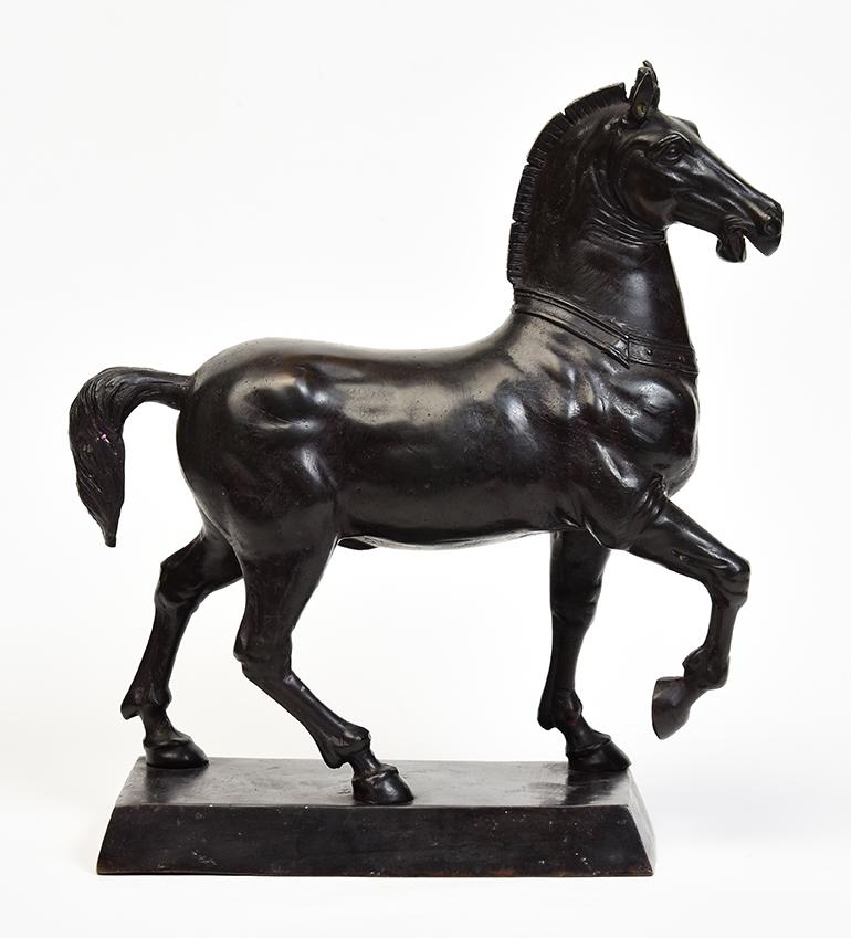 Early 20th Century, Antique French Bronze Walking Horse For Sale 5