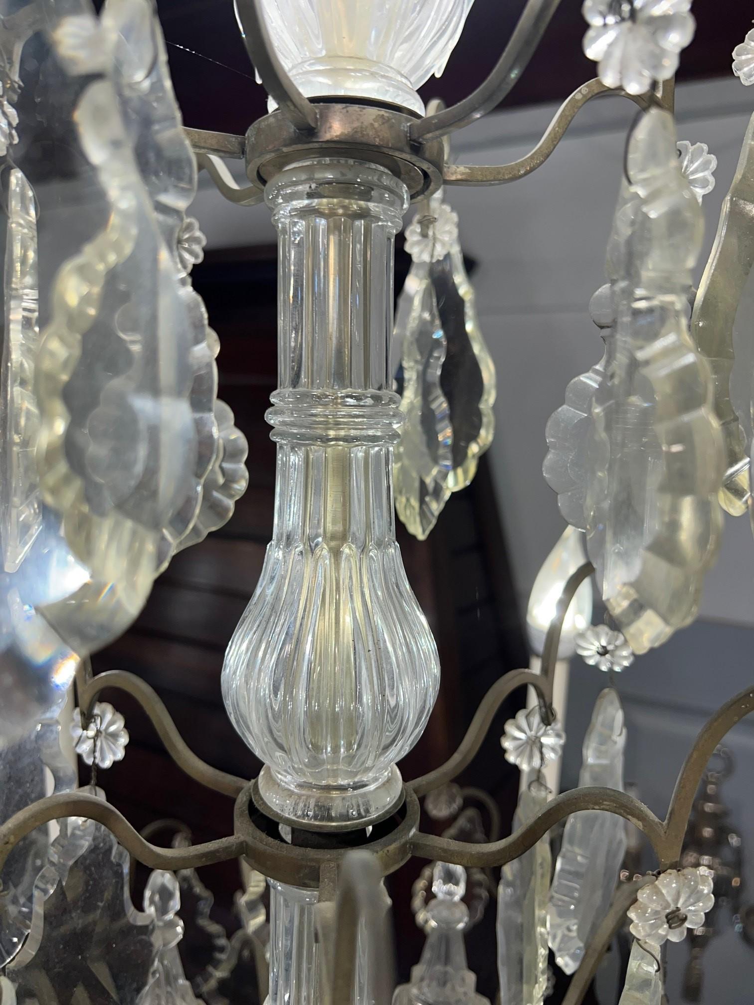 Early 20th Century Antique French Six Arm 18 Light Brass and Crystal Chandelier  For Sale 12