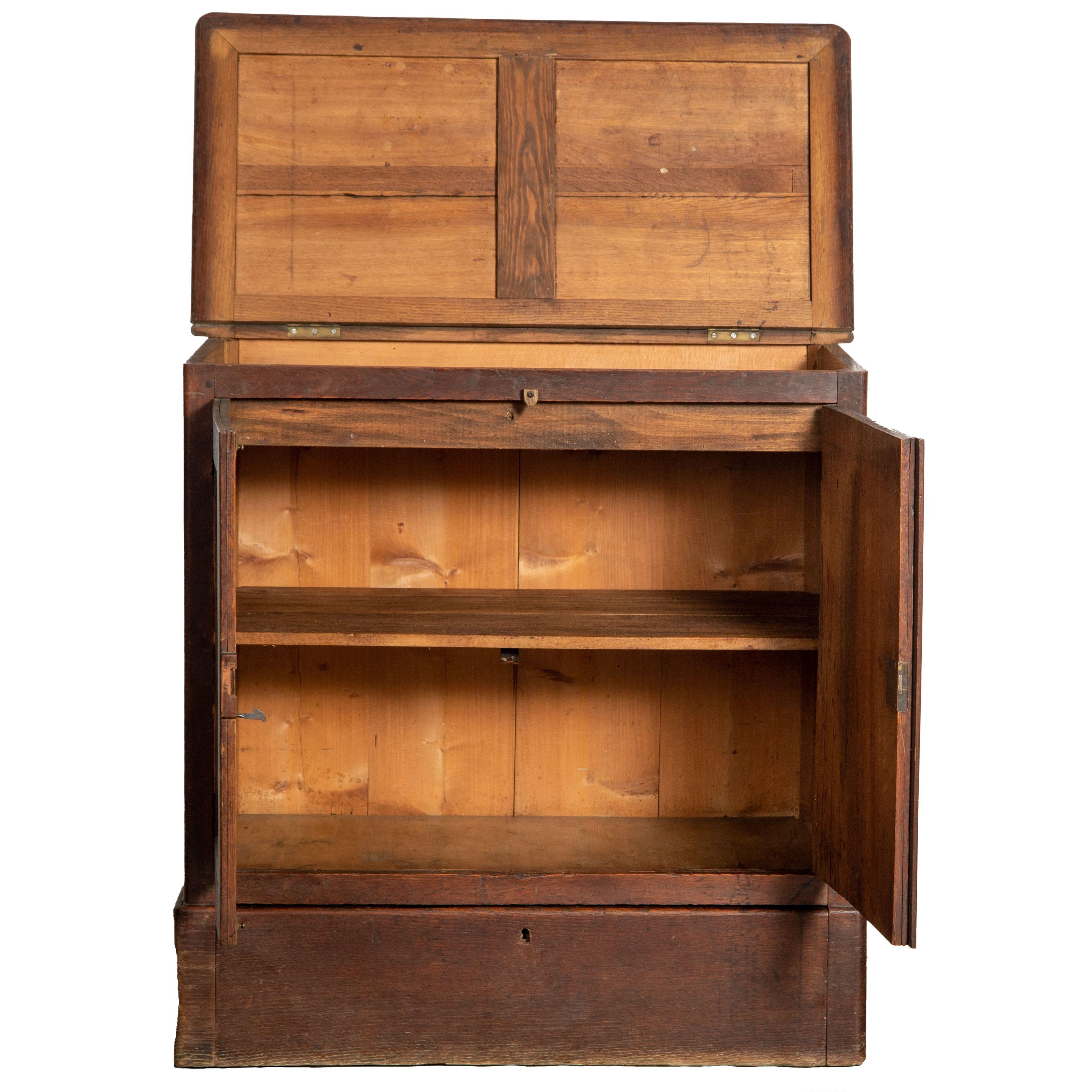 Early 20th Century Antique French Wood Cabinet In Good Condition For Sale In Fullerton, CA