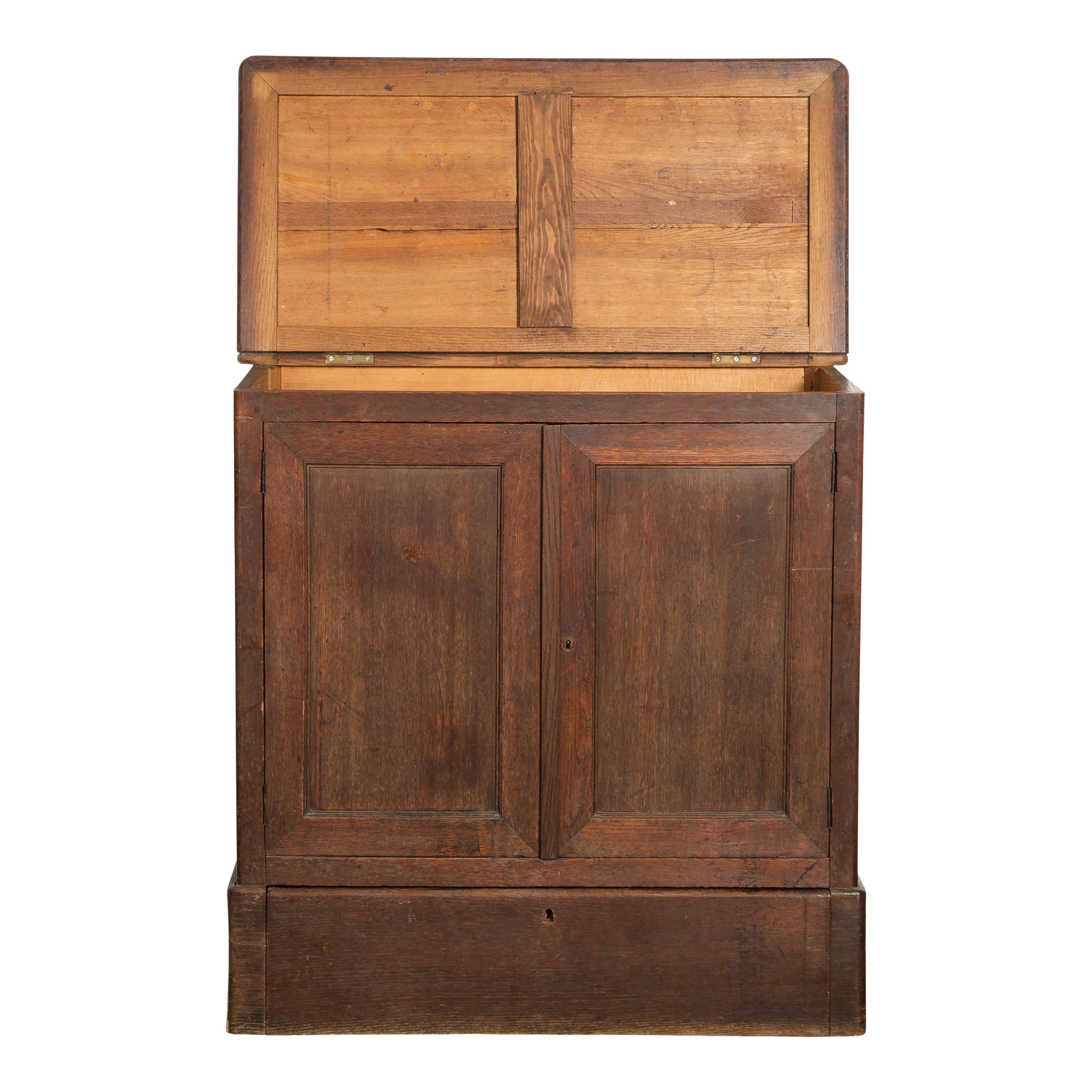 Early 20th Century Antique French Wood Cabinet For Sale 1