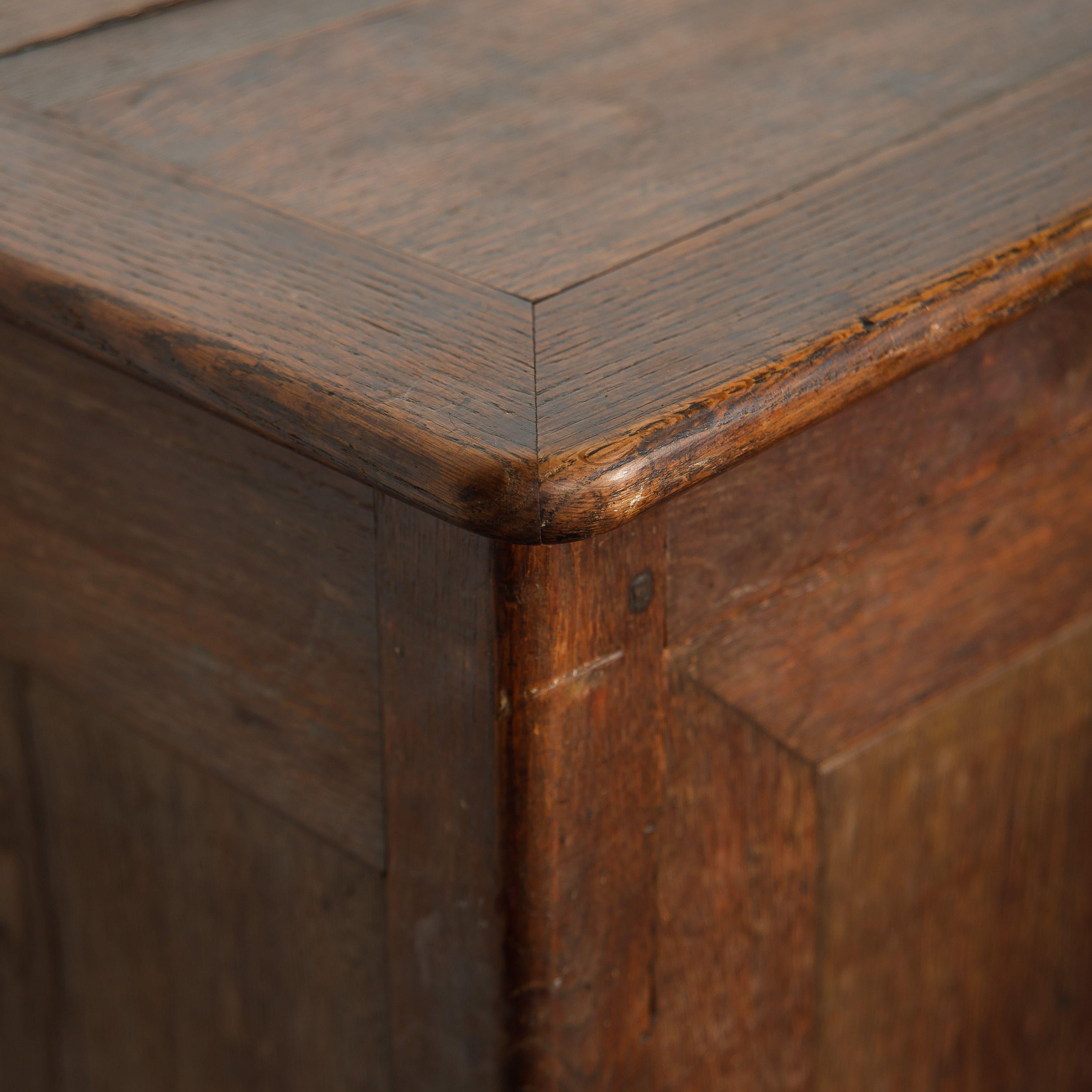 Early 20th Century Antique French Wood Cabinet For Sale 3