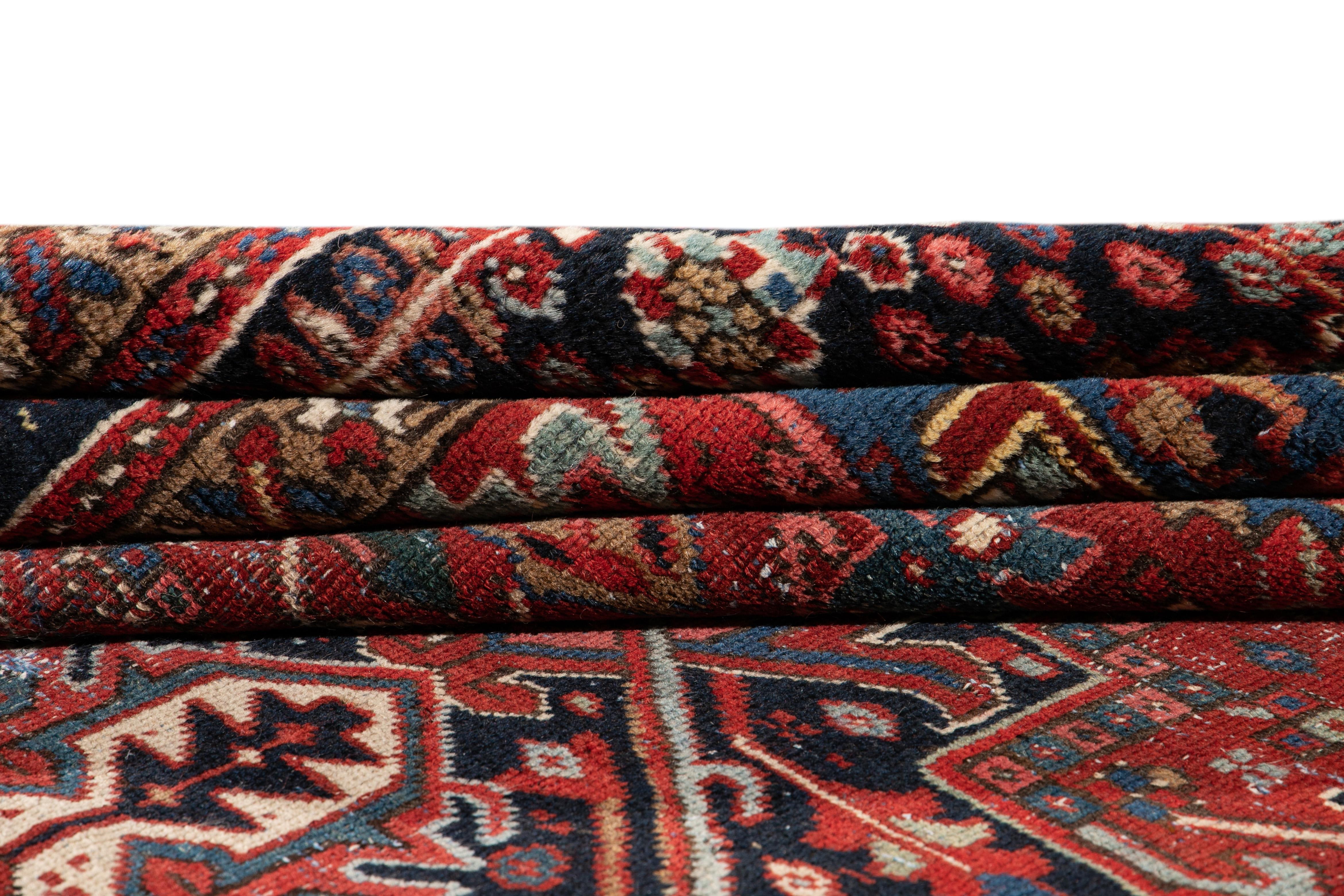 Early 20th Century Antique Heriz Wool Rug For Sale 4