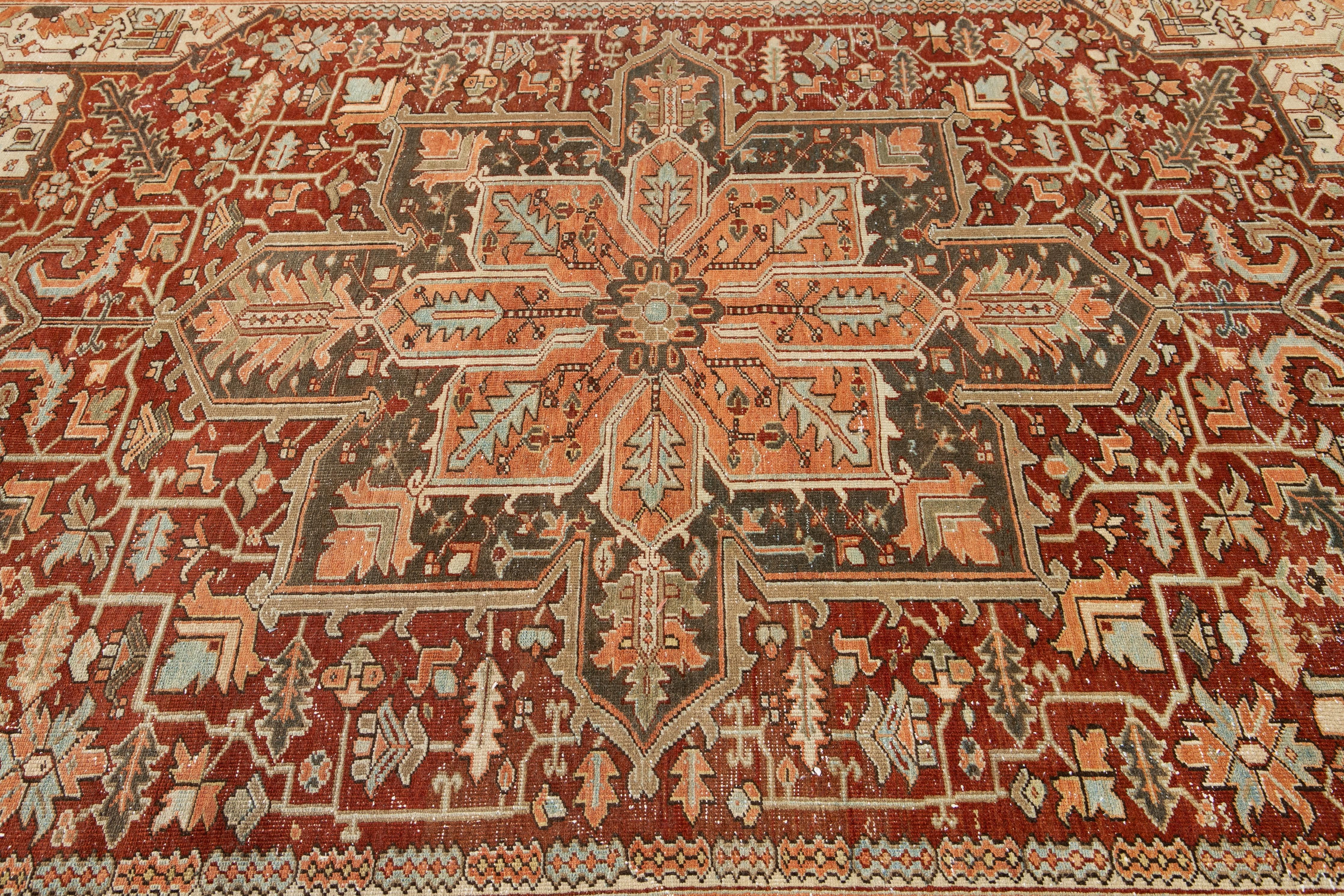 Early 20th Century Antique Heriz Wool Rug For Sale 5