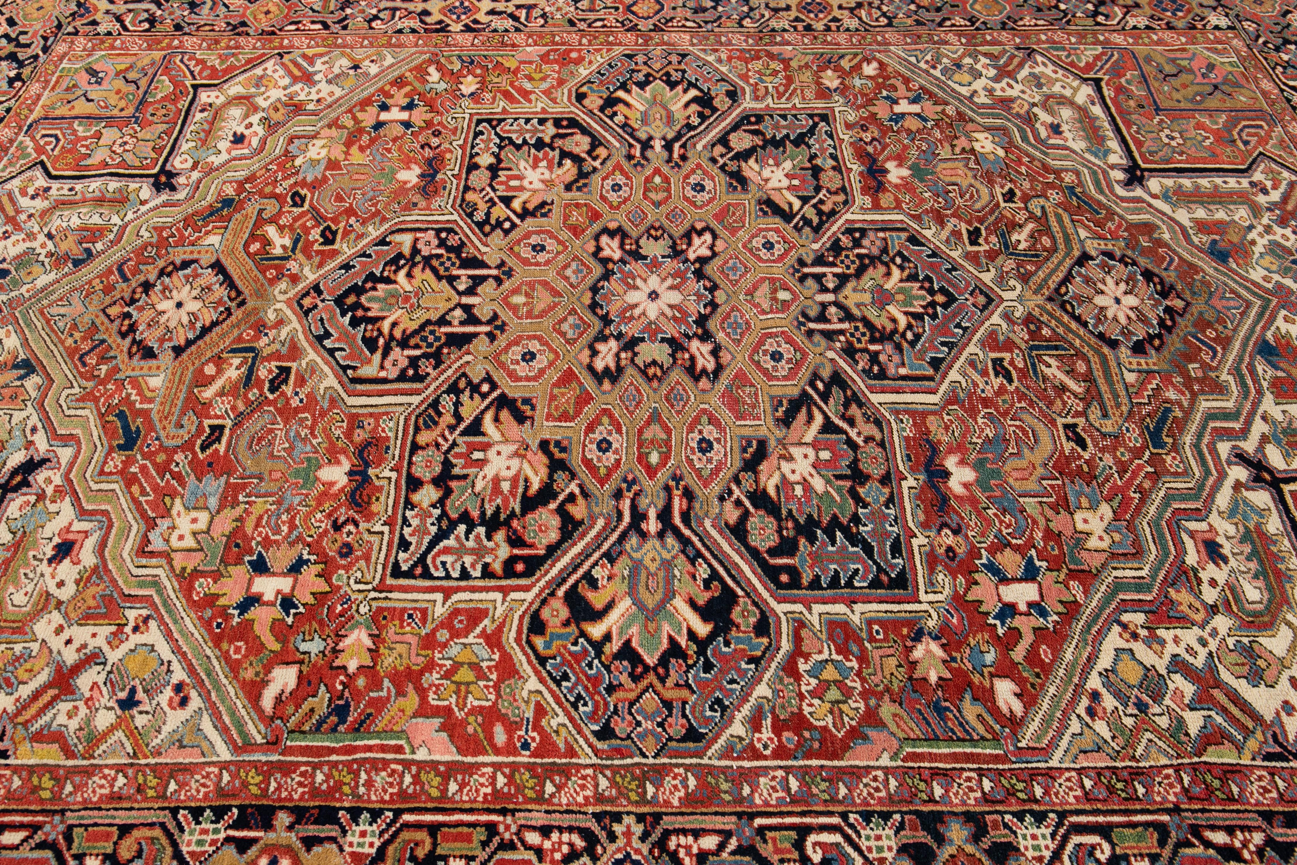 Early 20th Century Antique Heriz Wool Rug For Sale 4