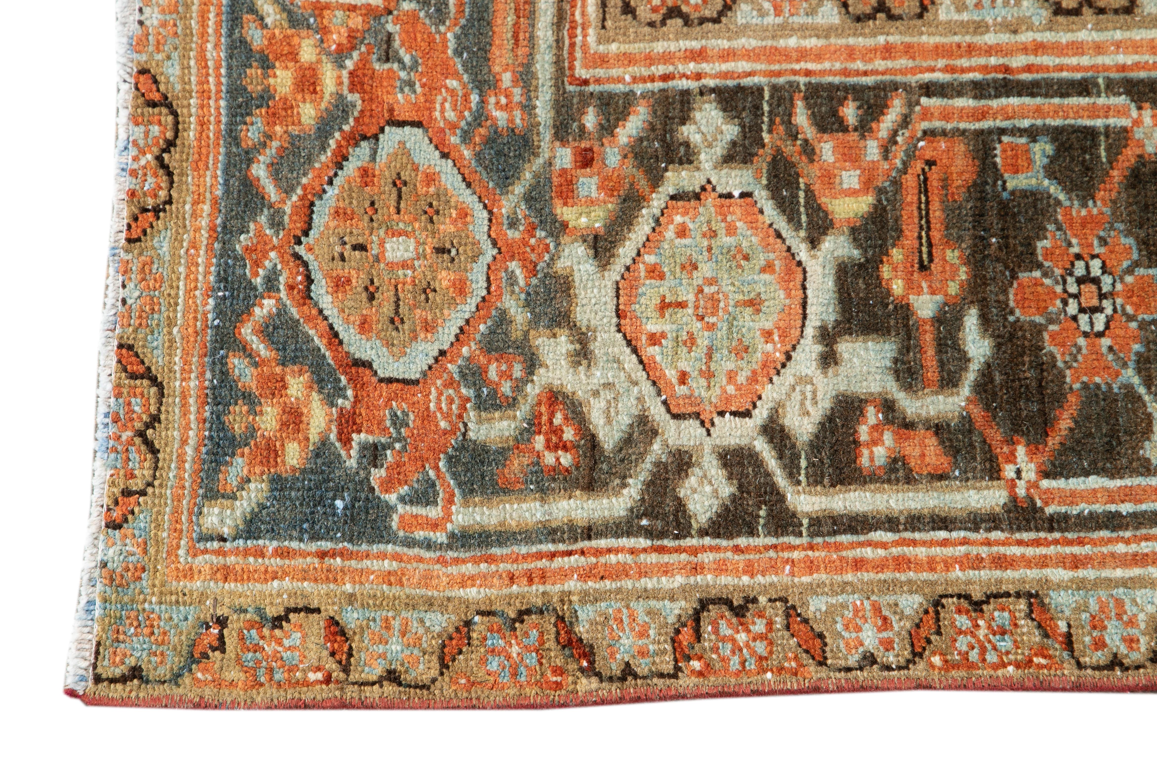Early 20th Century Antique Heriz Wool Rug For Sale 3