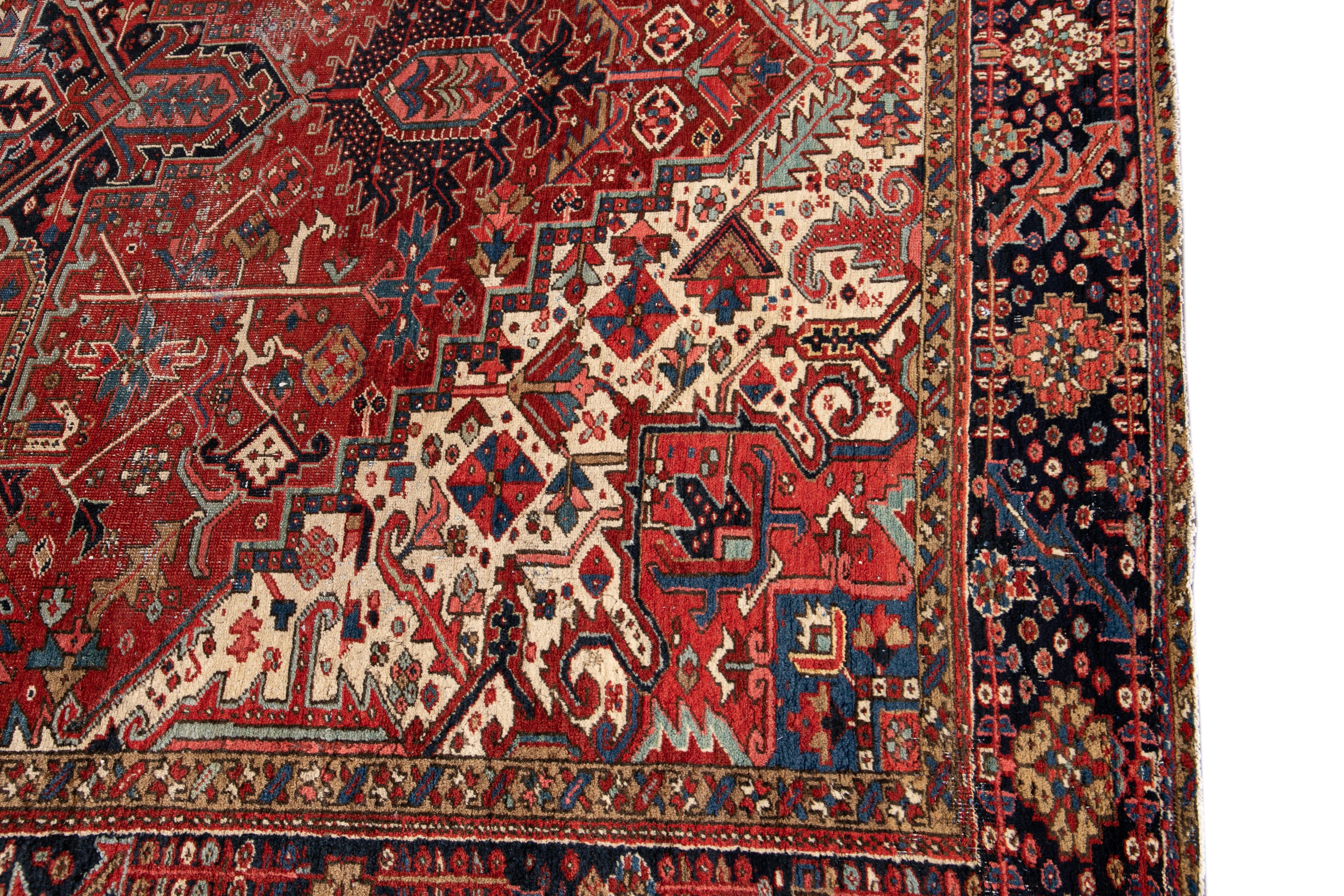 Early 20th Century Antique Heriz Wool Rug For Sale 3