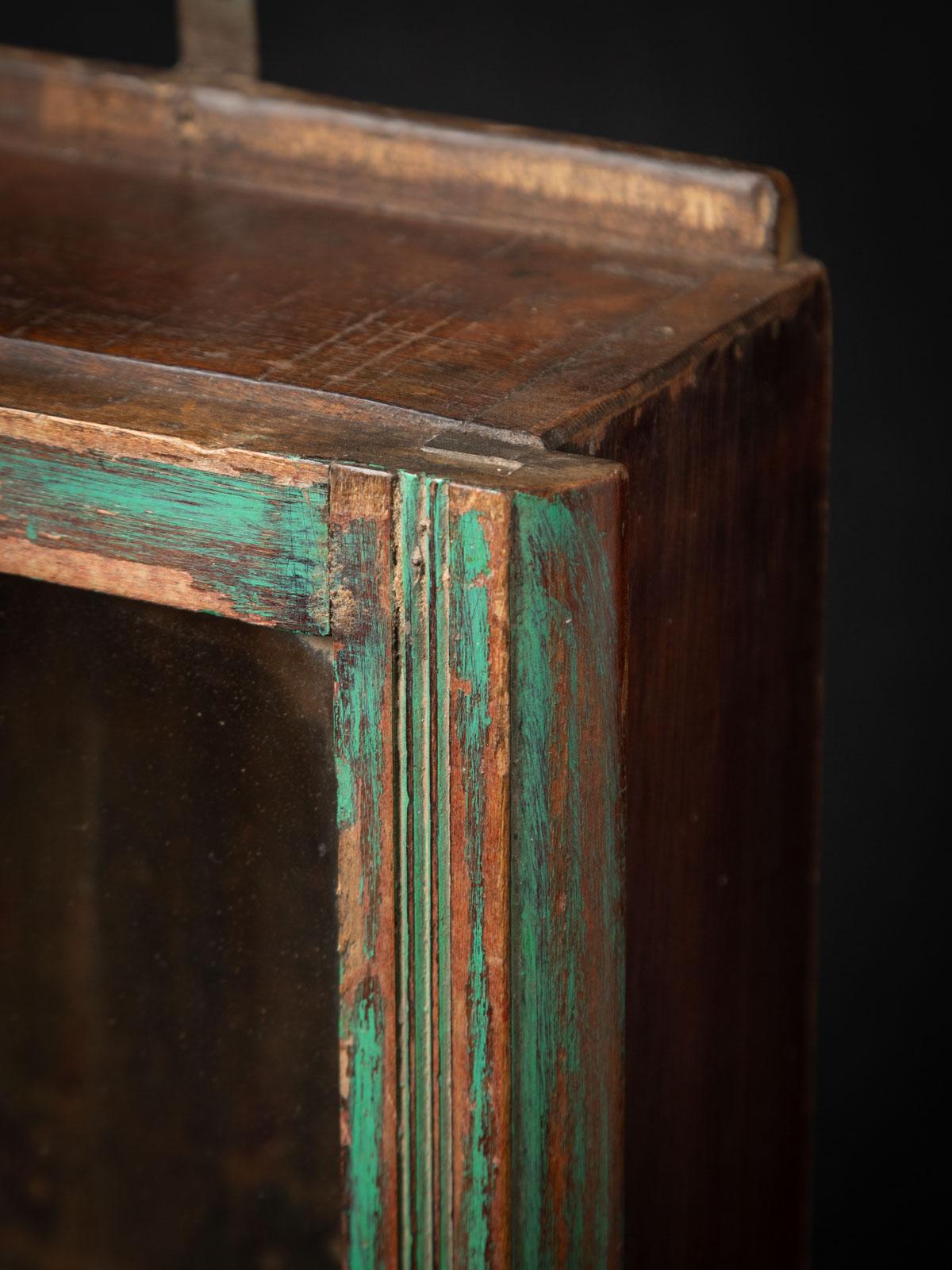 Early 20th Century Antique Indian wooden wall cabinet from India 11