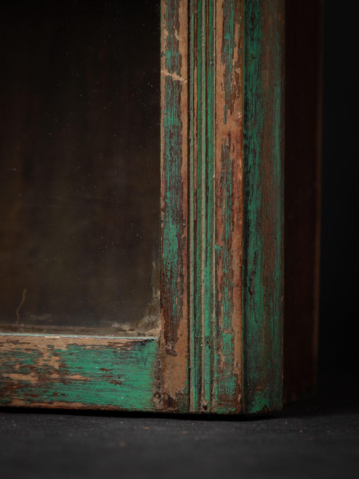 Early 20th Century Antique Indian wooden wall cabinet from India 14