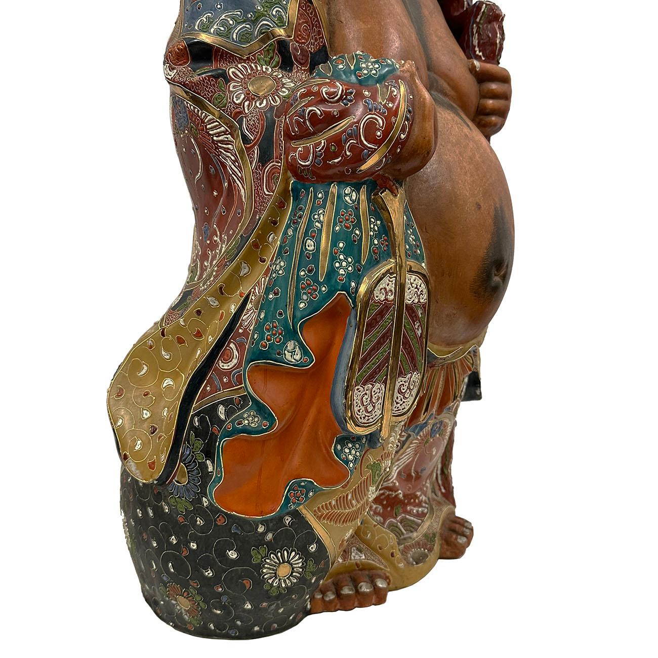 Antiker japanischer riesiger Kutani Hotei-Lachender Buddha aus dem frühen 20. Jahrhundert im Zustand „Gut“ im Angebot in Pomona, CA