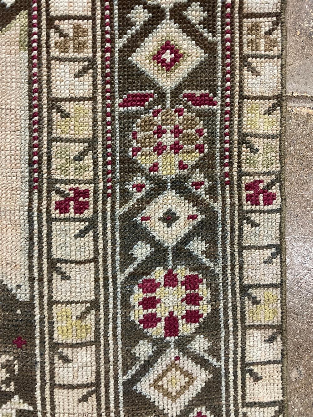 Corredor antiguo de Karabagh de principios del siglo XX en venta 3