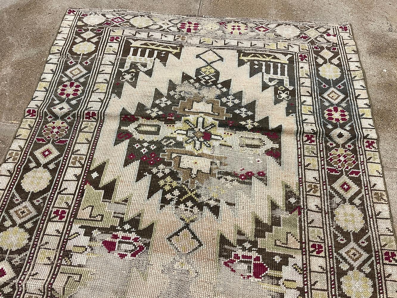 Corredor antiguo de Karabagh de principios del siglo XX en venta 1