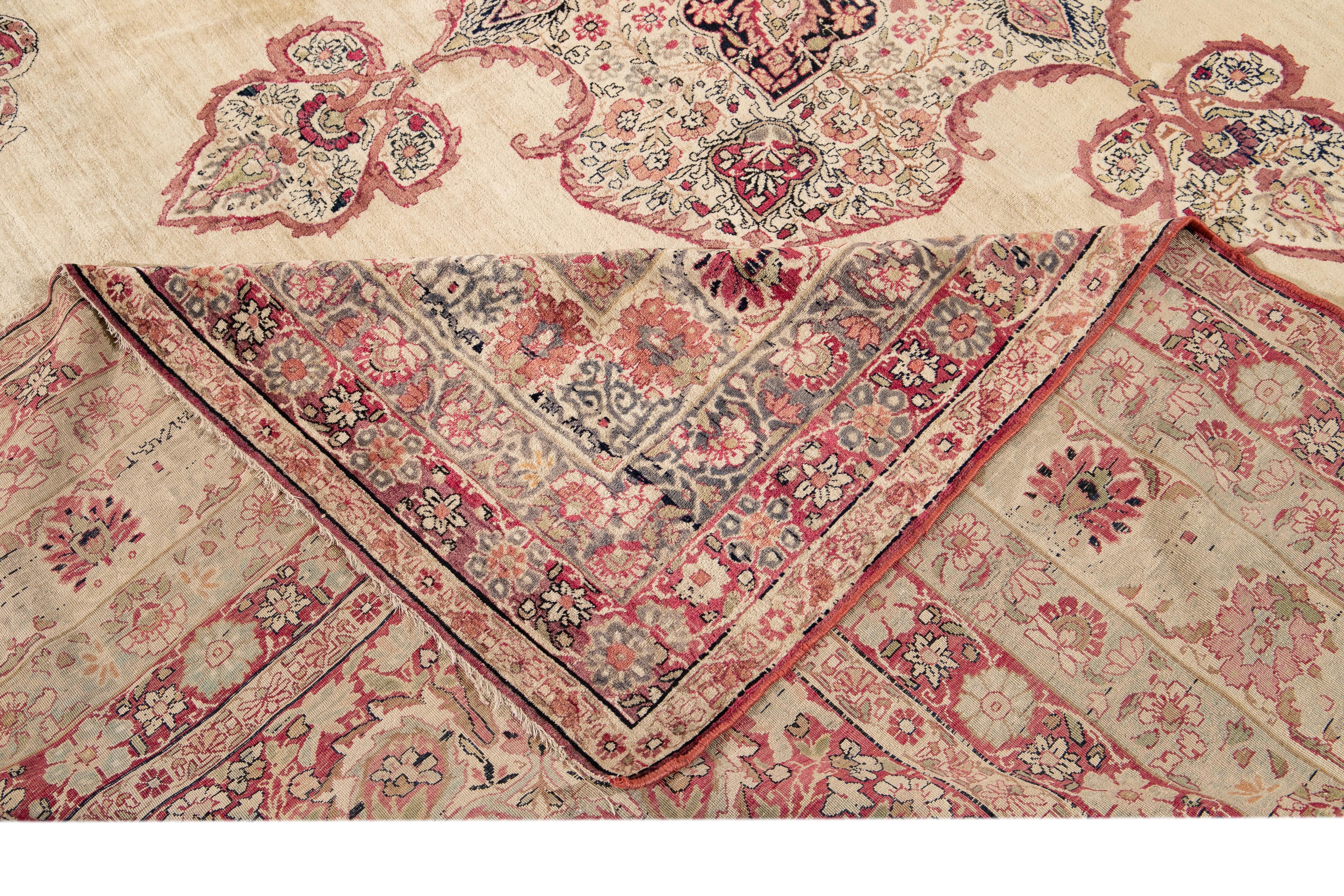 Early 20th Century Antique Kerman Wool Rug For Sale 4