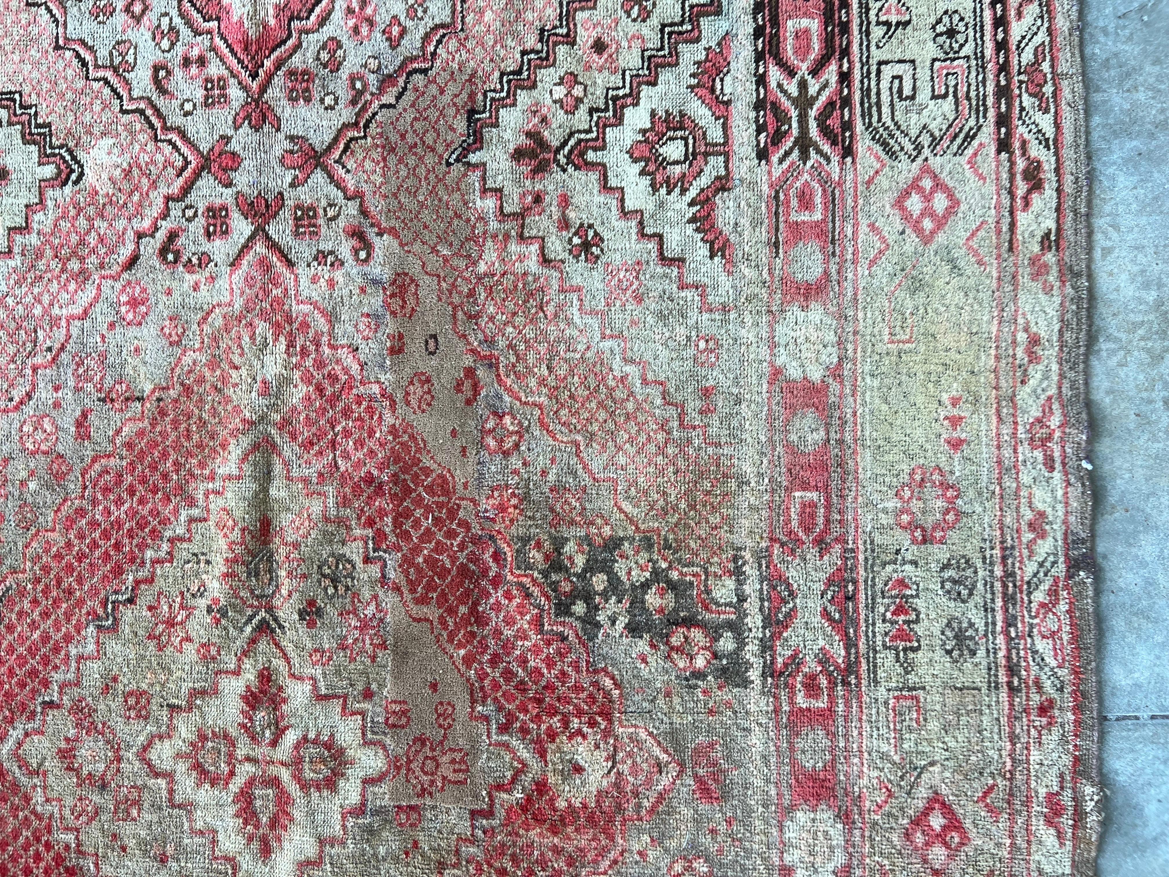 Early 20th Century Antique Khotan Hand Knotted Wool Rug, with Pink Abrash, 1910 In Good Condition For Sale In Birmingham, AL