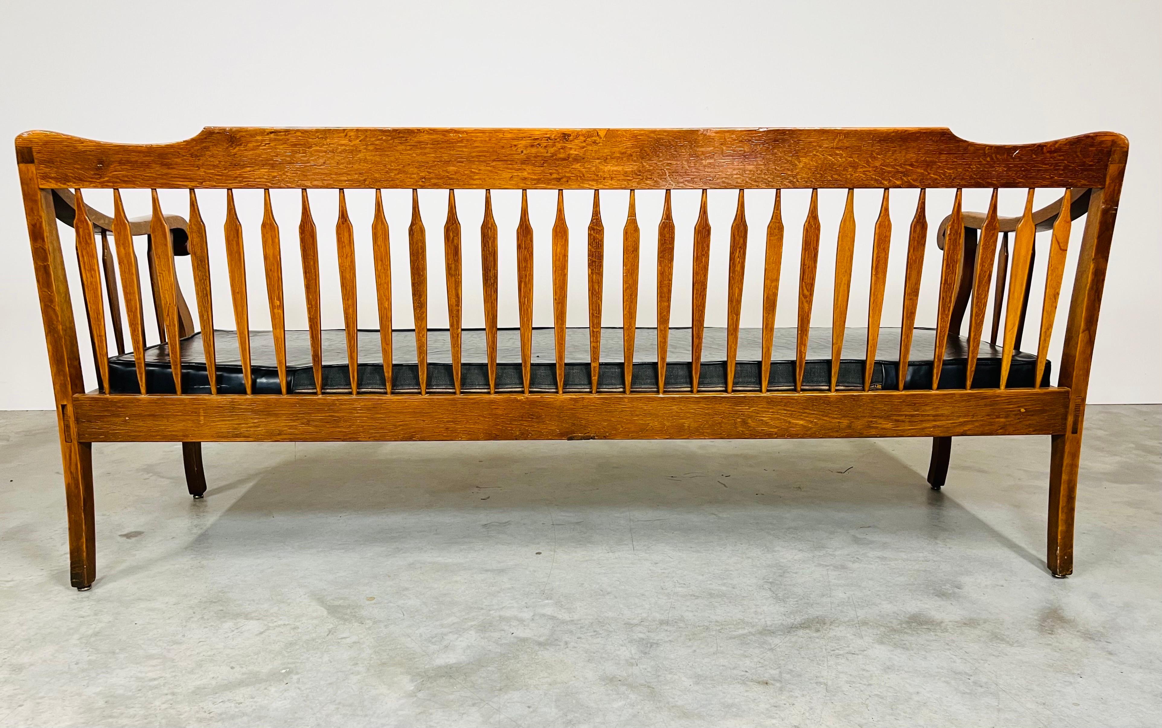 Early 20th Century Antique Lawyers or Lobby Bench For Sale 1