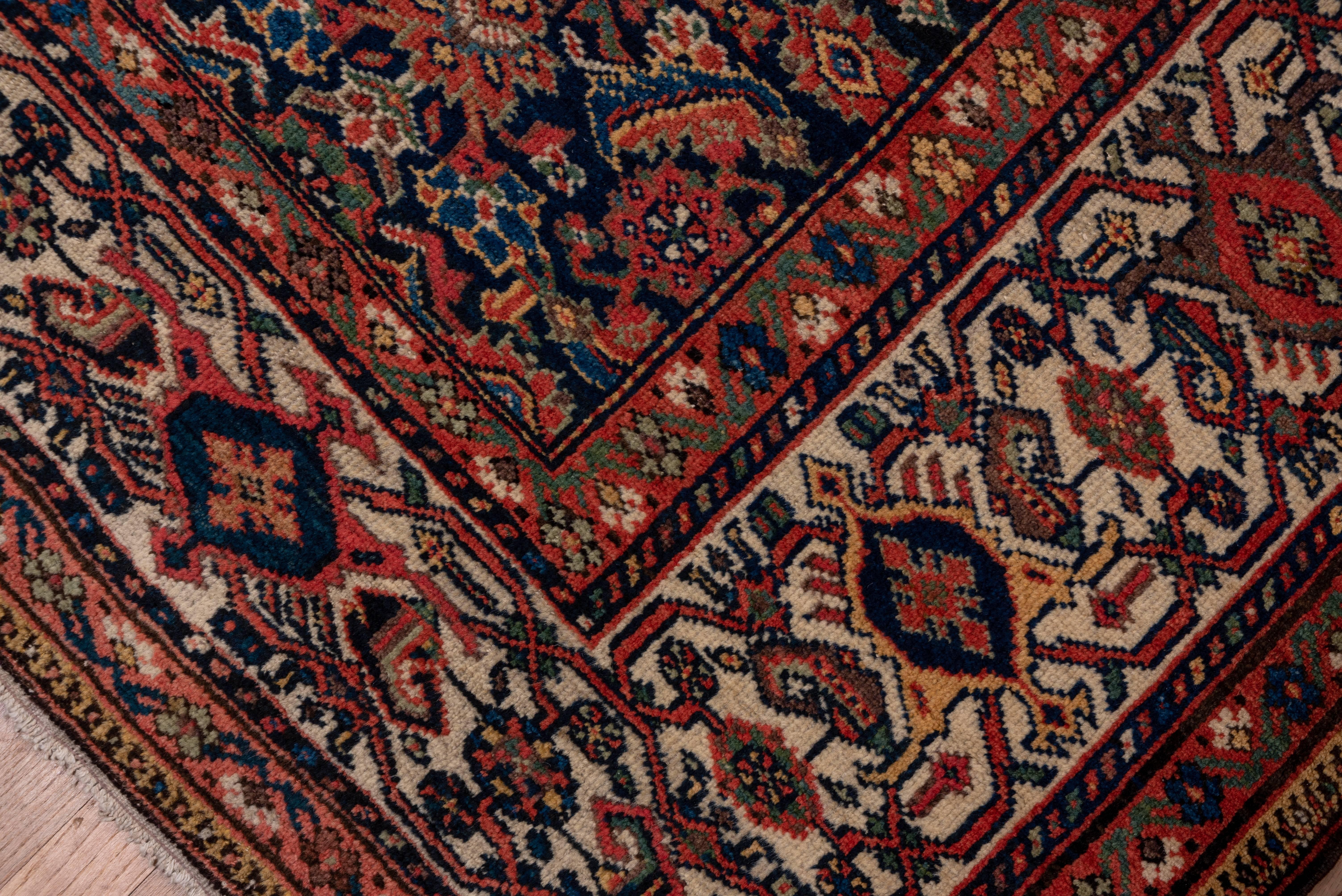 Tribal Antique Persian Mahal Carpet, Circa 1910s For Sale 3