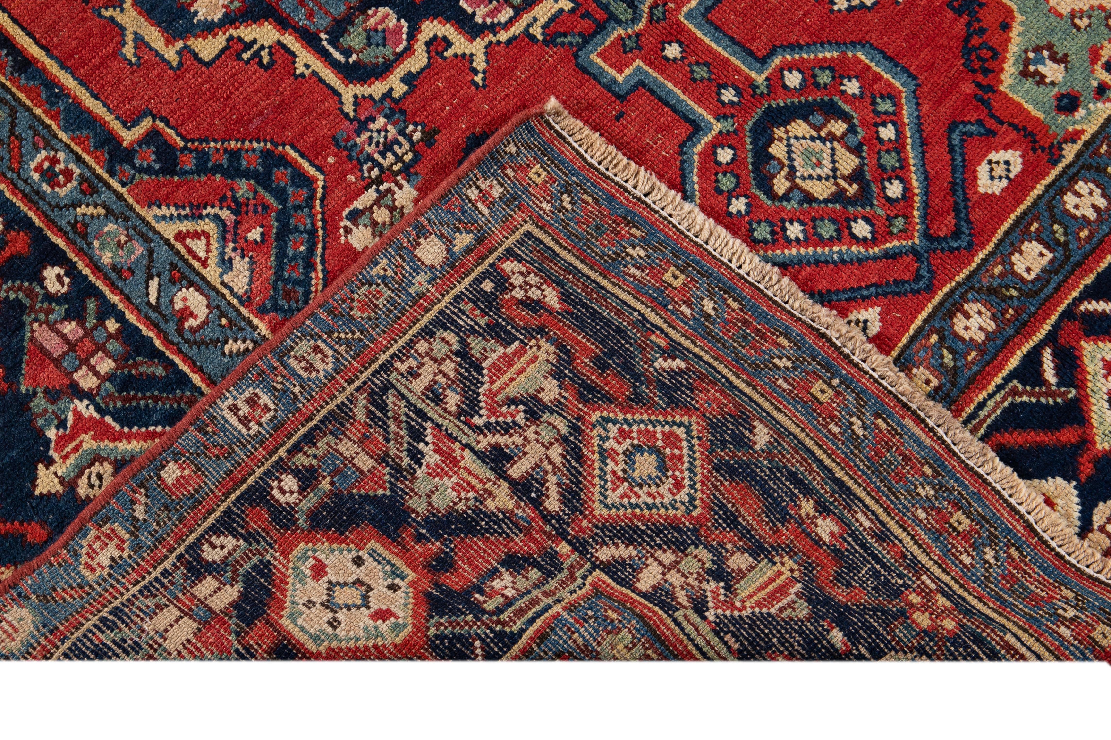 Early 20th Century Antique Mahal Rug For Sale 5