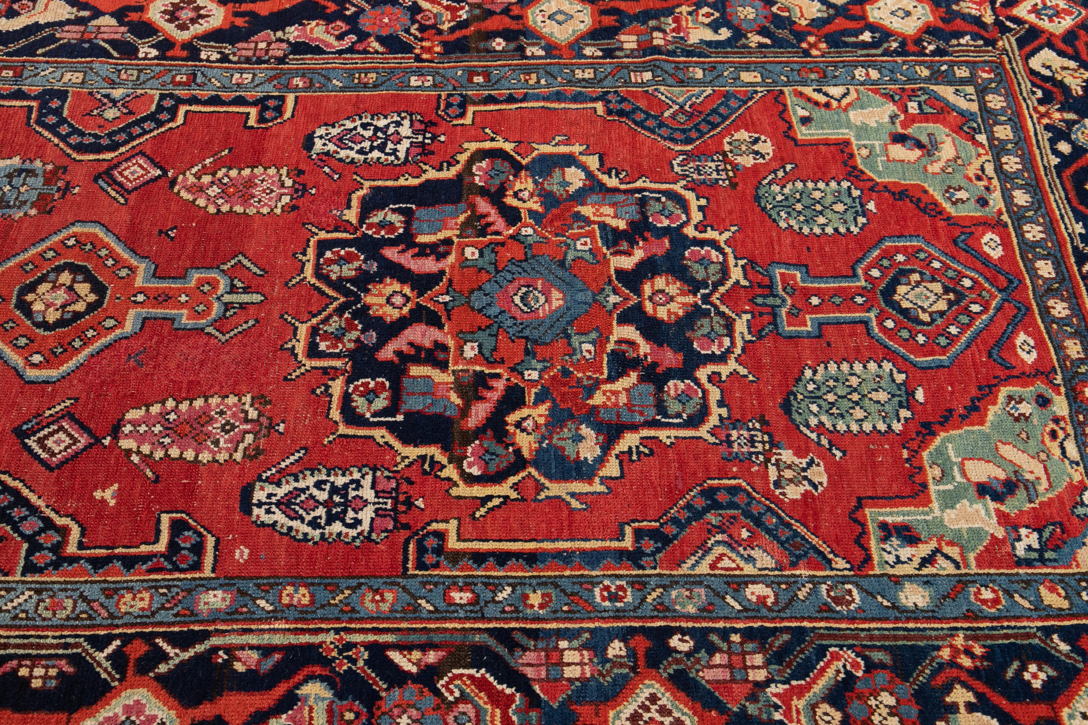 Early 20th Century Antique Mahal Rug For Sale 2