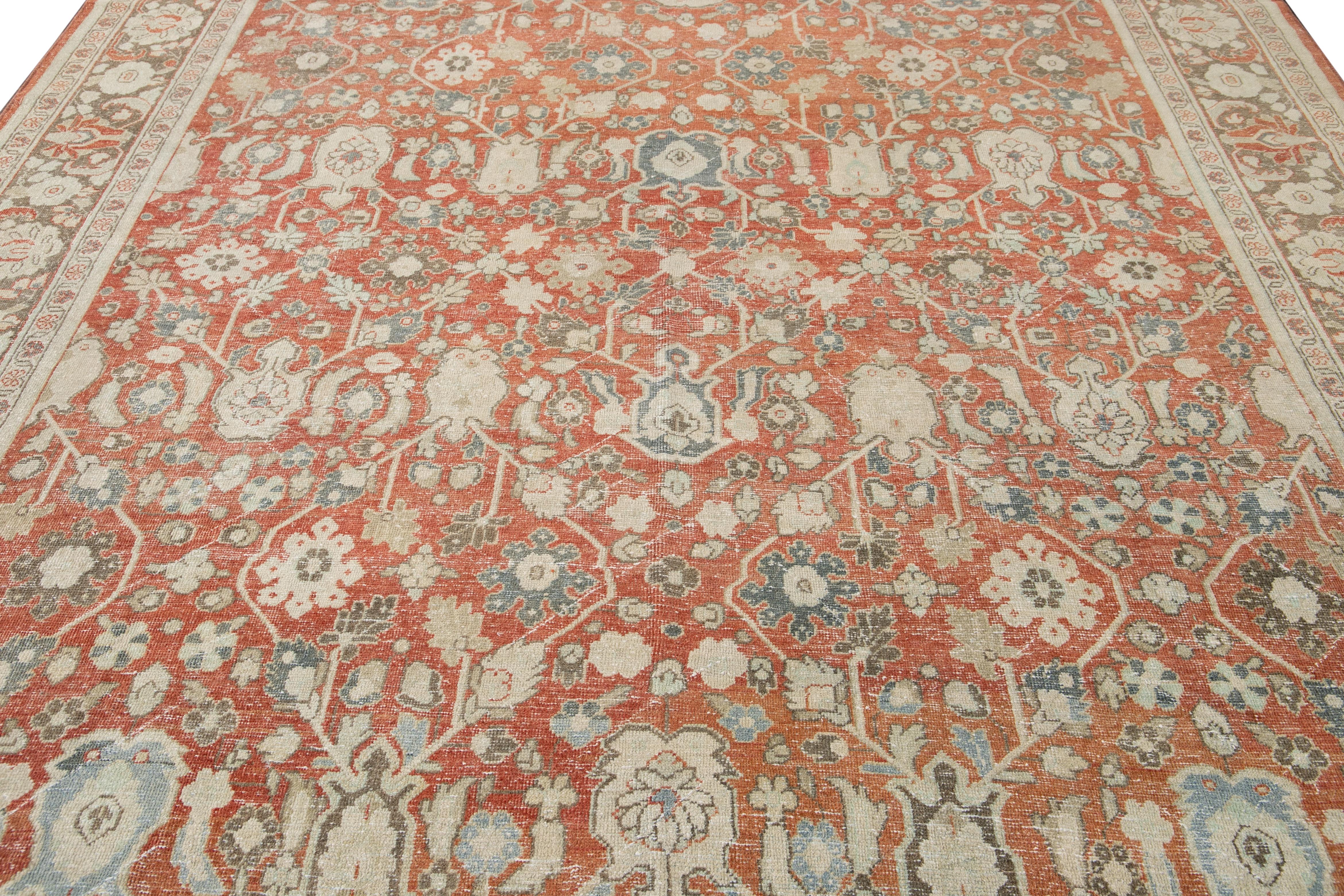 Early 20th Century Antique Mahal Wool Rug For Sale 7