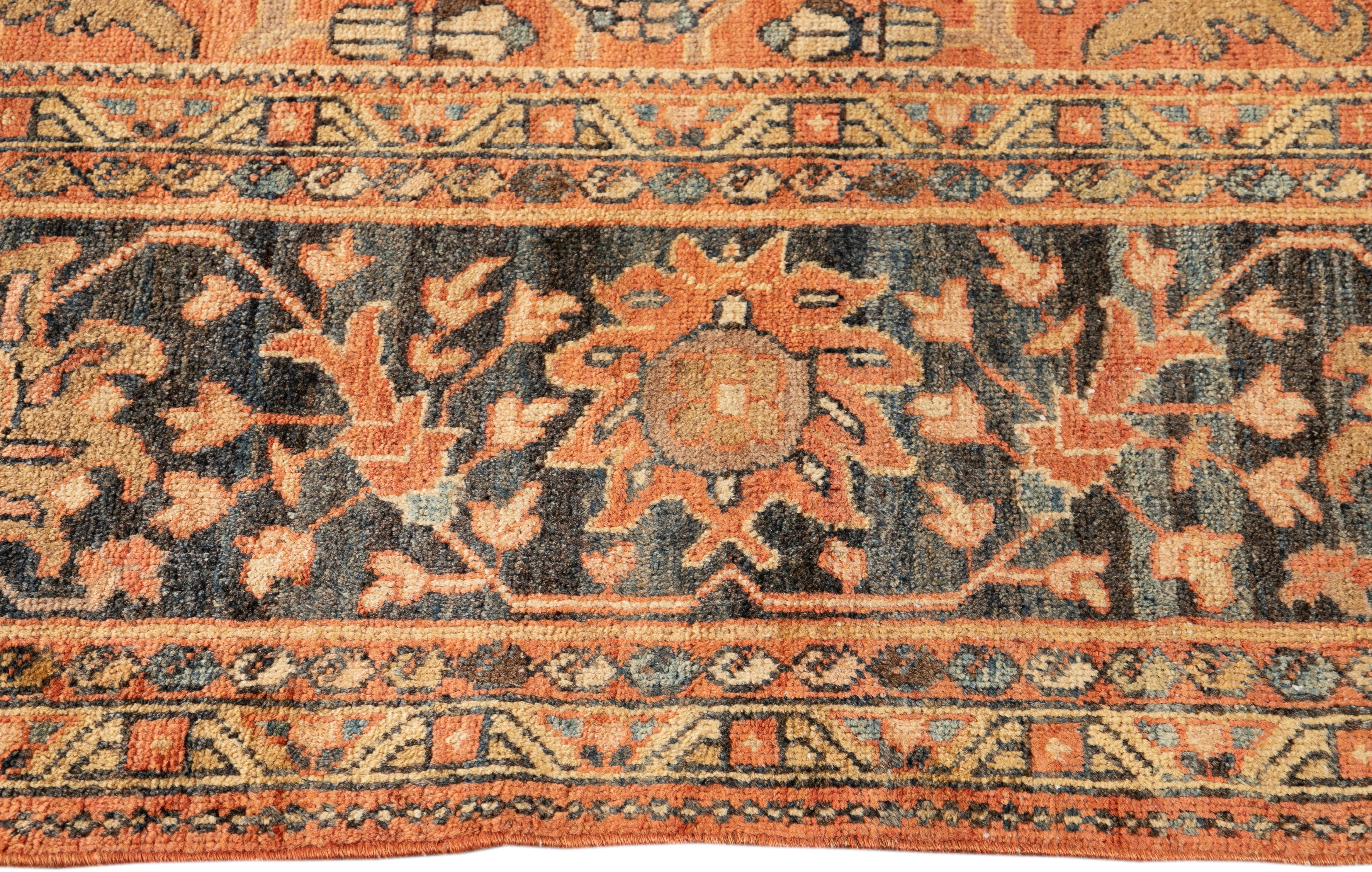 Early 20th Century Antique Mahal Wool Rug 3