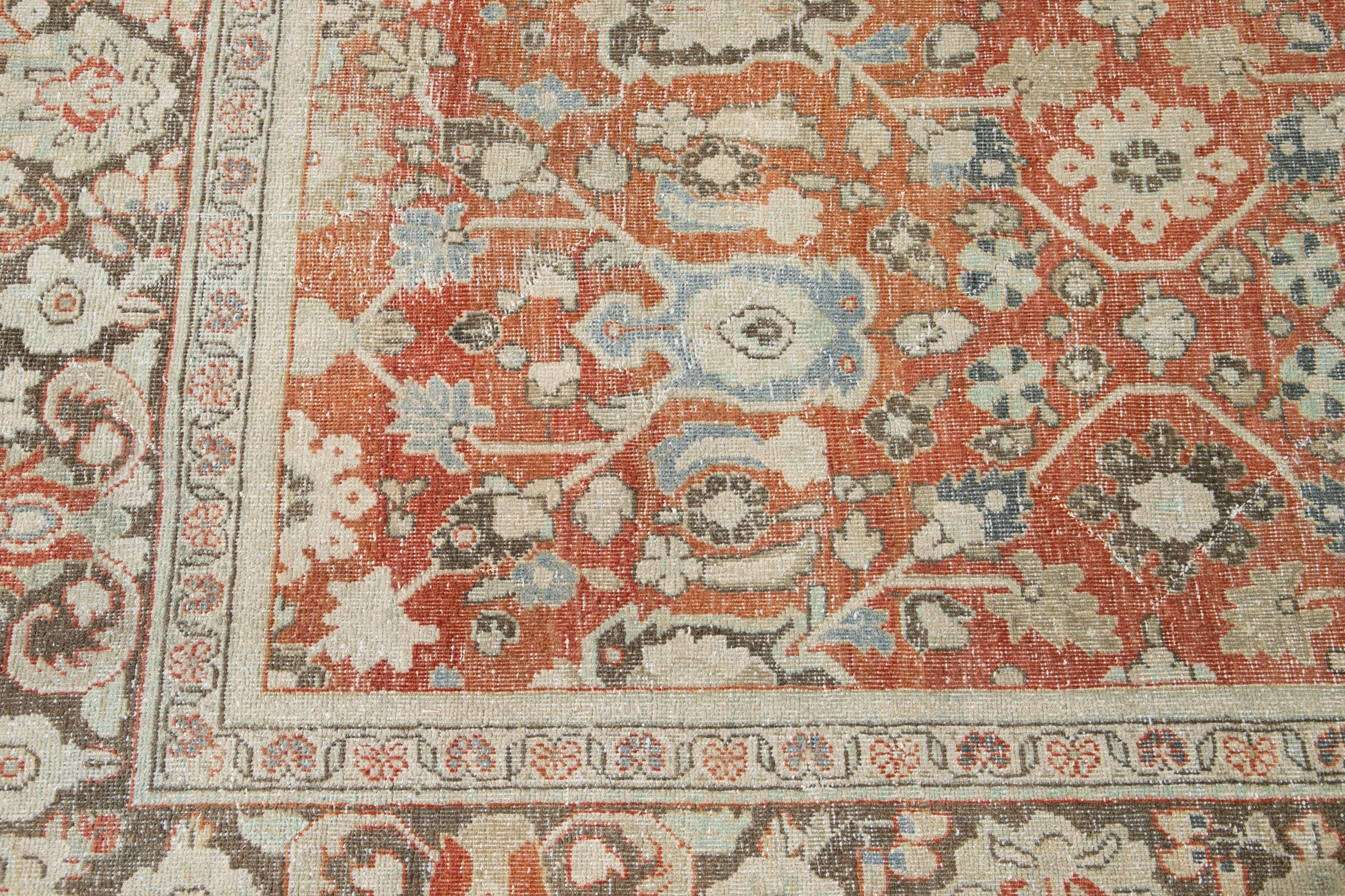 Early 20th Century Antique Mahal Wool Rug For Sale 2