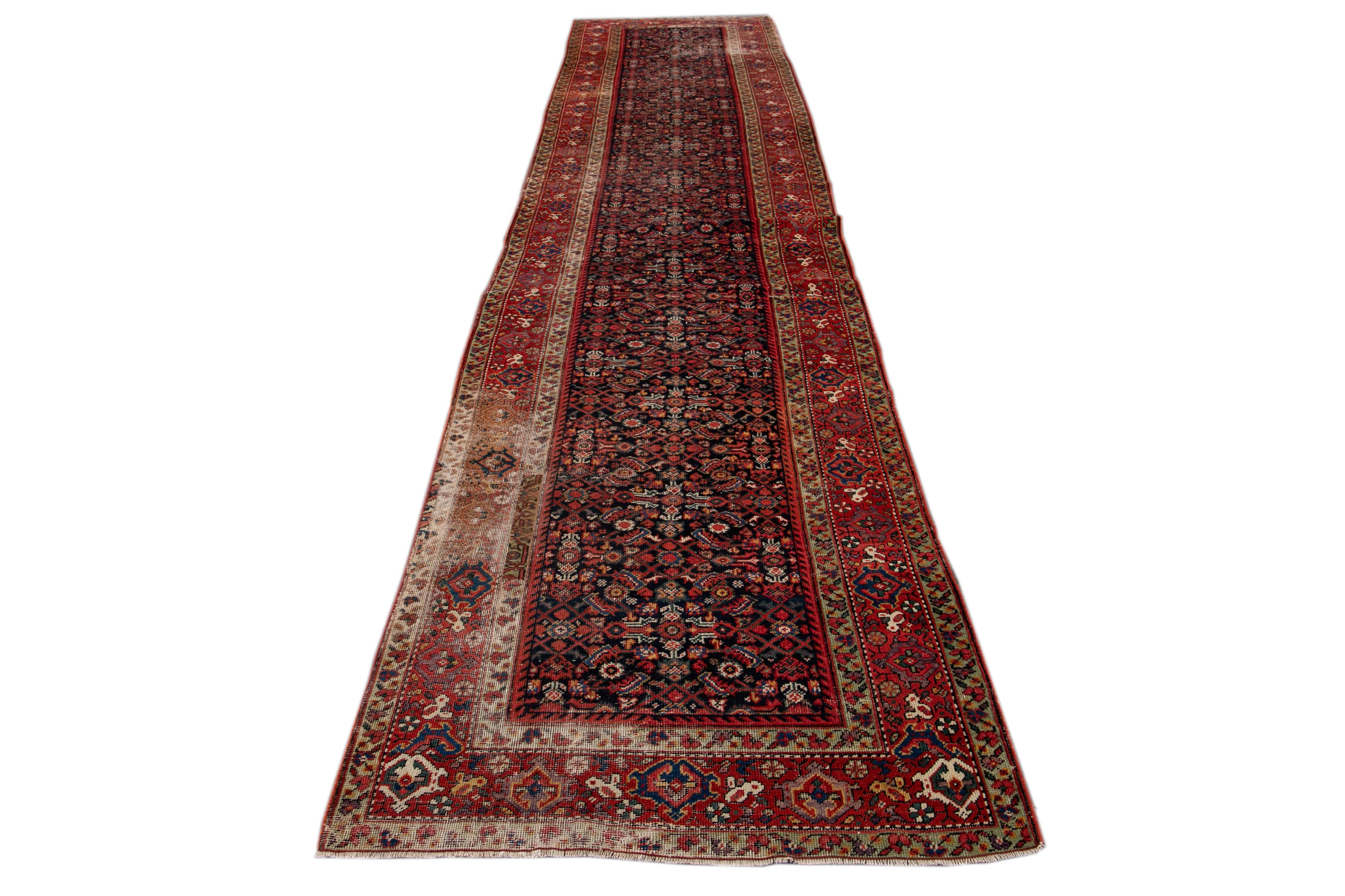 Early 20th Century Antique Distressed Malayer Wool Runner For Sale 11