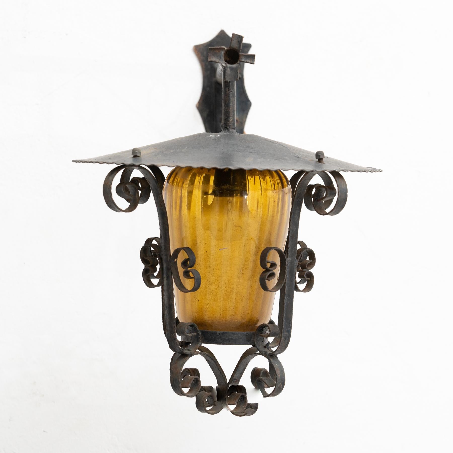 Early 20th Century Antique Outdoors Wall Lamp For Sale 2