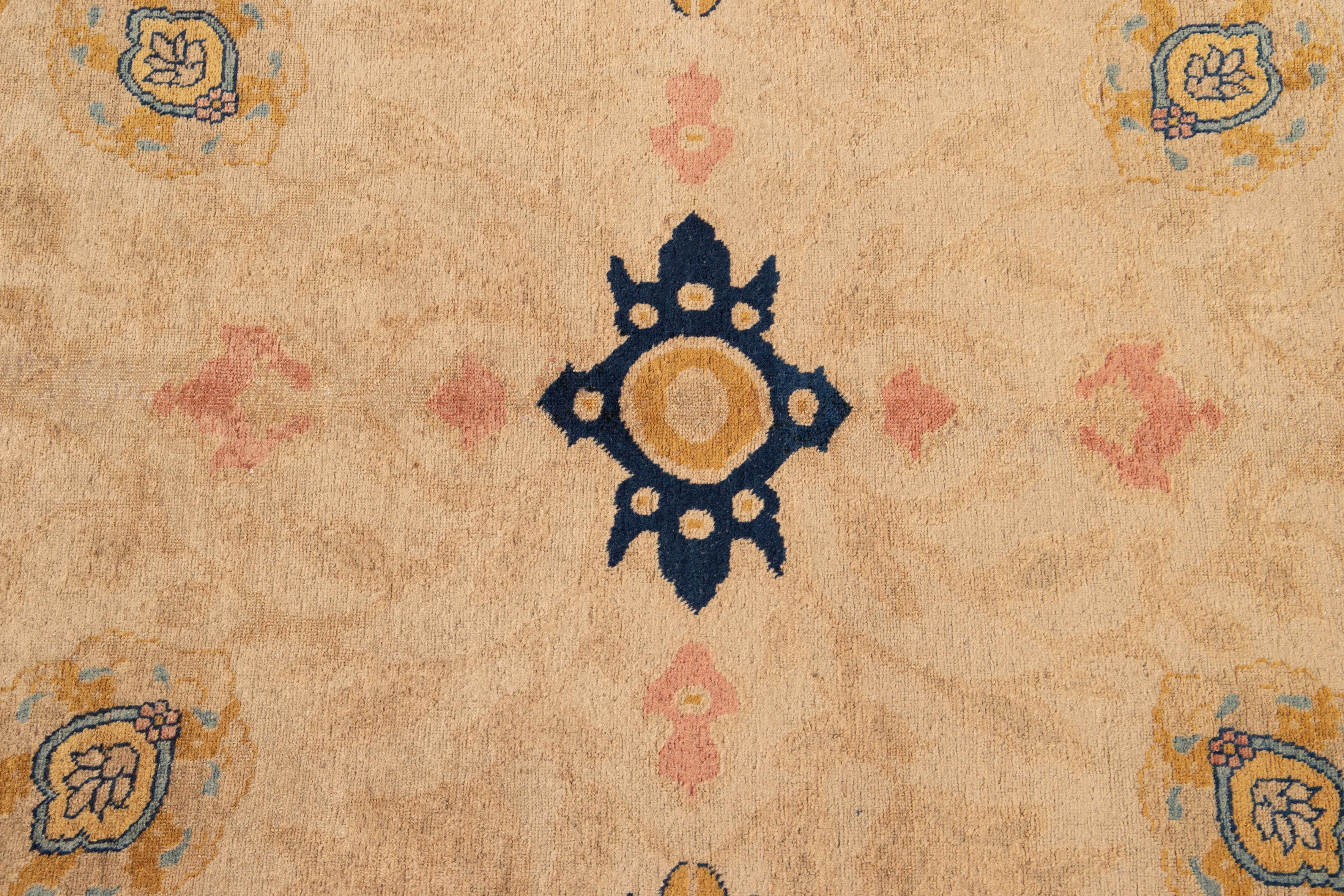 Early 20th Century Antique Oversize Tabriz Wool Rug In Good Condition For Sale In Norwalk, CT