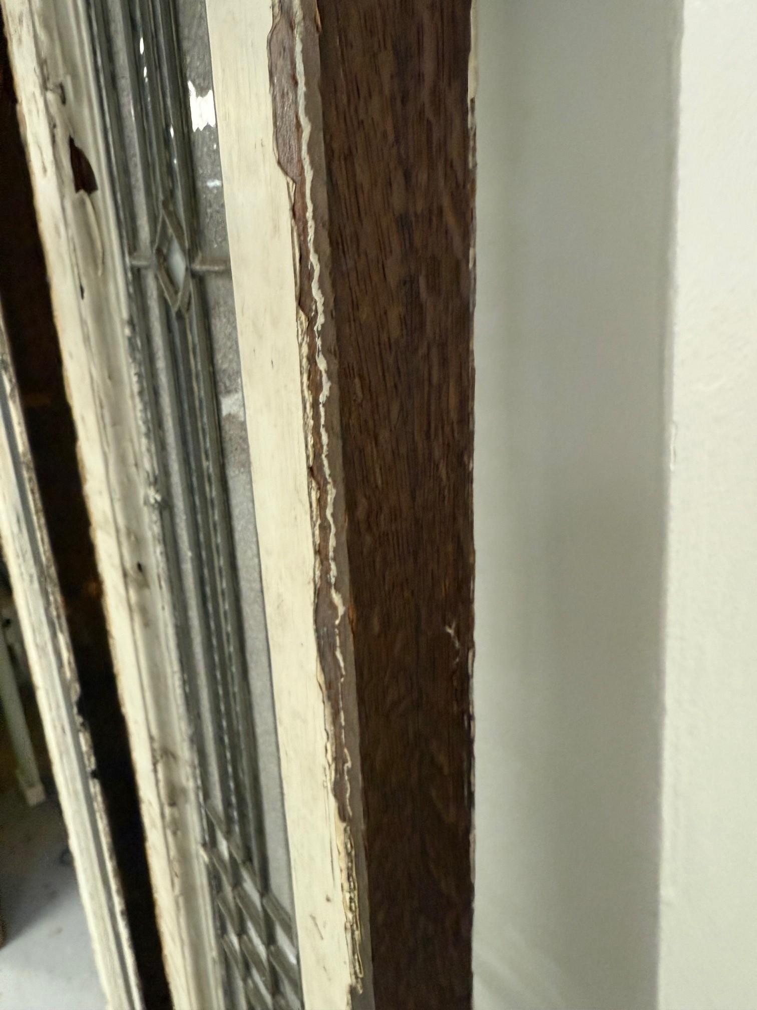 Coppia di oblò in vetro smussato e testurizzato dei primi del Novecento, in zinco in vendita 11