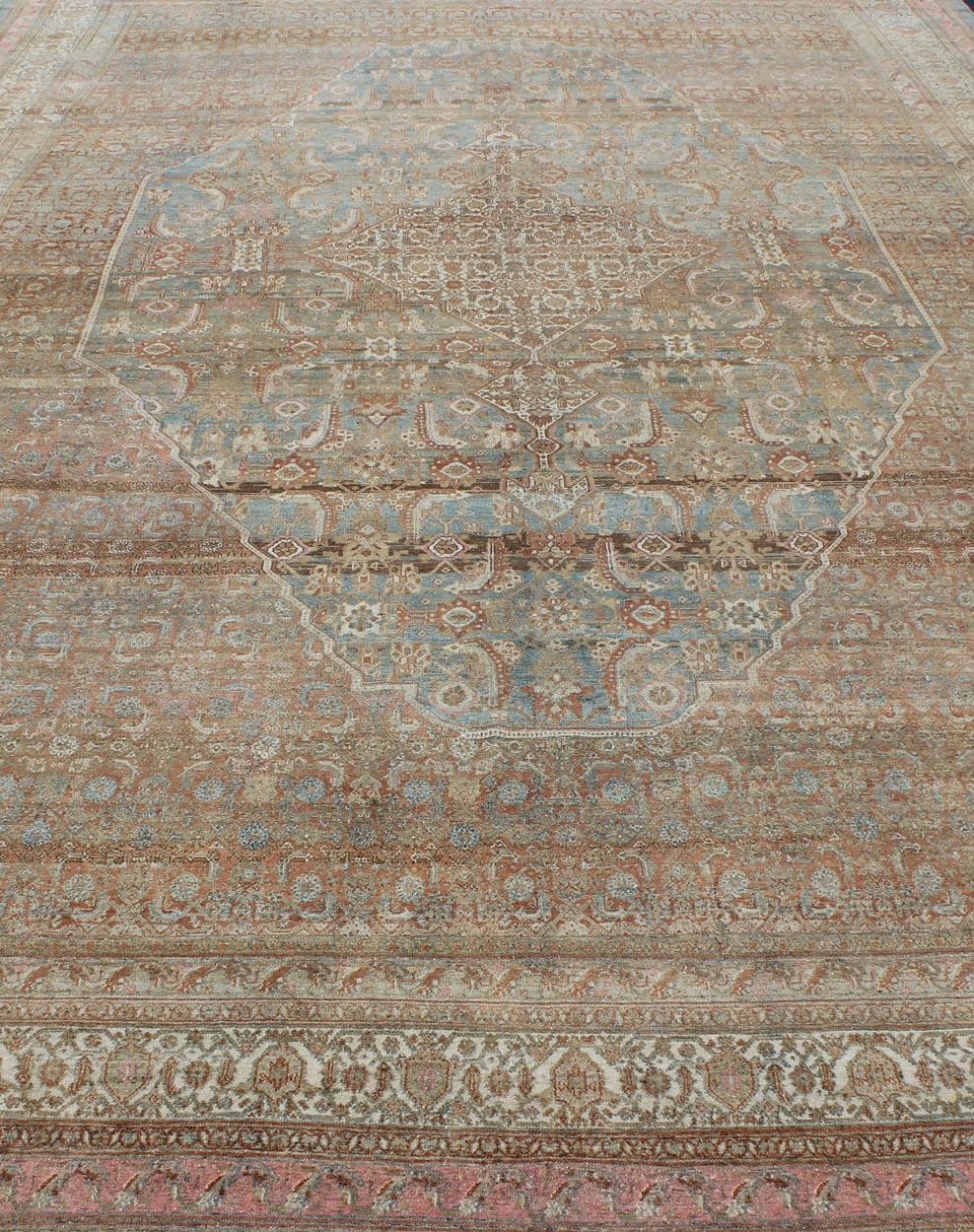 Early 20th Century Large Antique Persian Bibikabad Rug in Light Blue Background  For Sale 3