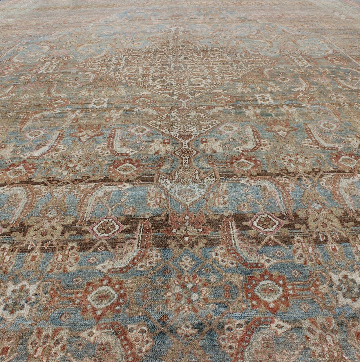 Early 20th Century Large Antique Persian Bibikabad Rug in Light Blue Background  For Sale 4