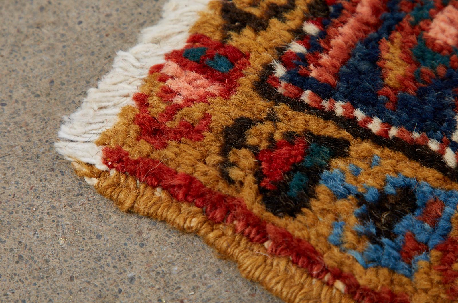 Tapis persan ancien Heriz du début du XXe siècle en vente 7