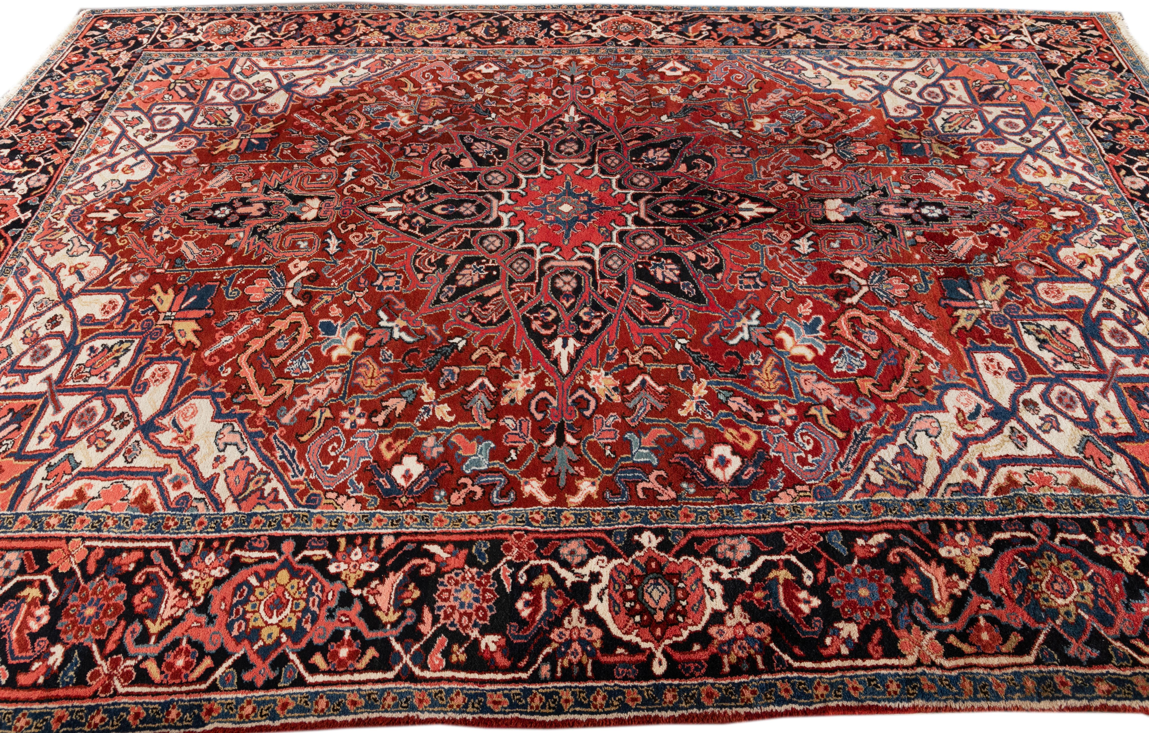 Antique Persian Heriz Medallion Handmade Red Wool Rug For Sale 1