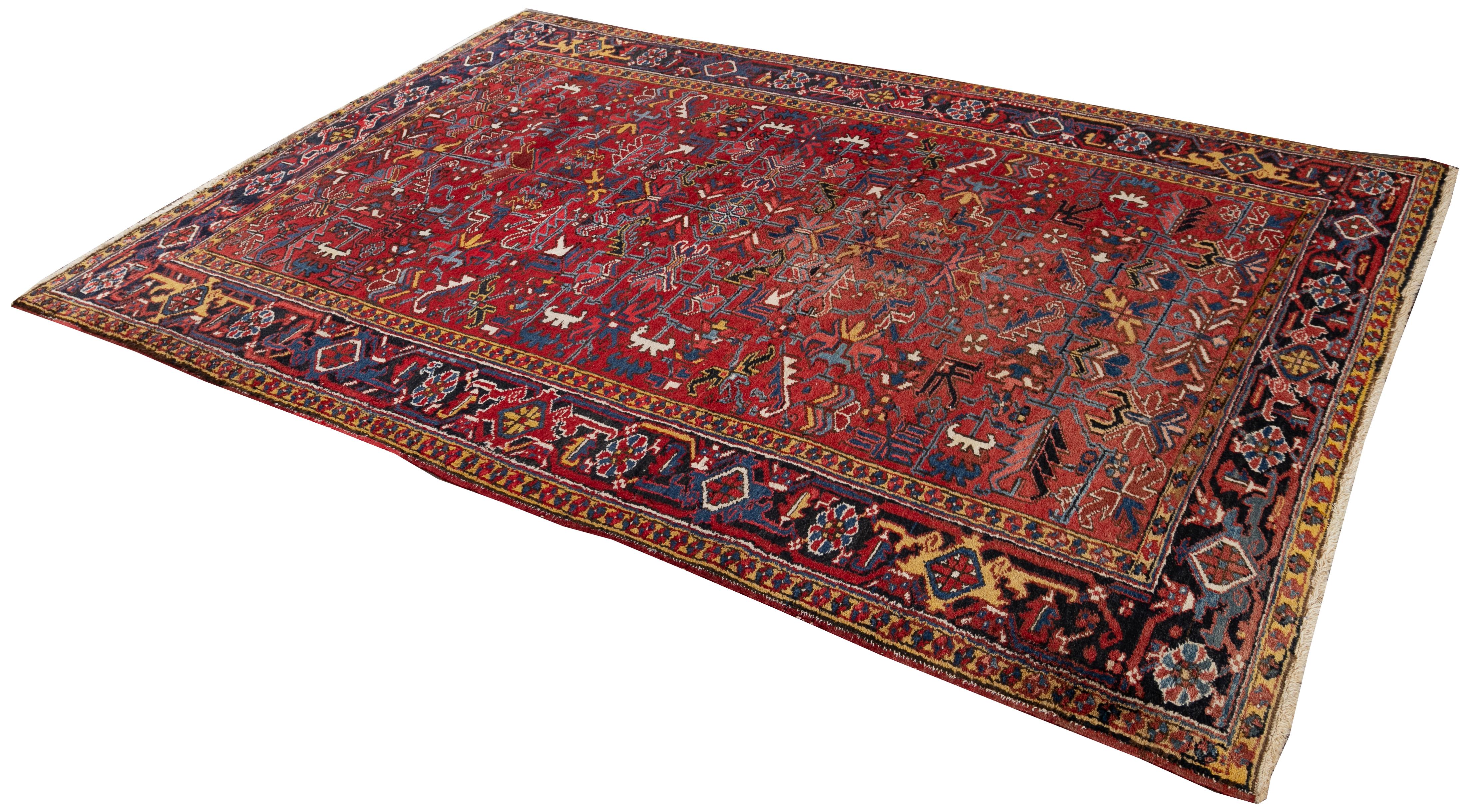 Early 20th Century Antique Persian Heriz Red Wool Rug For Sale 3