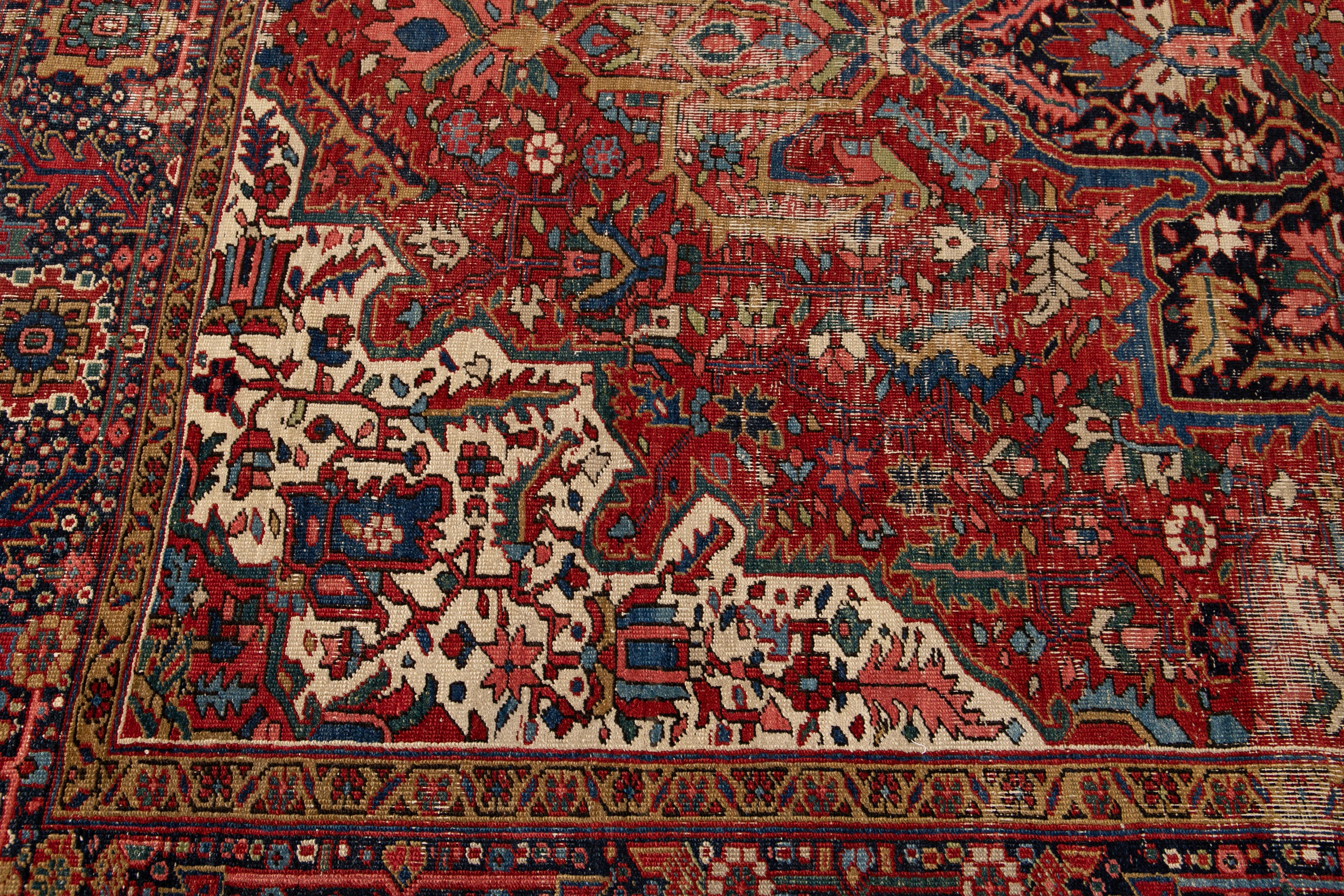 Early 20th Century Antique Persian Heriz Wool Rug 3