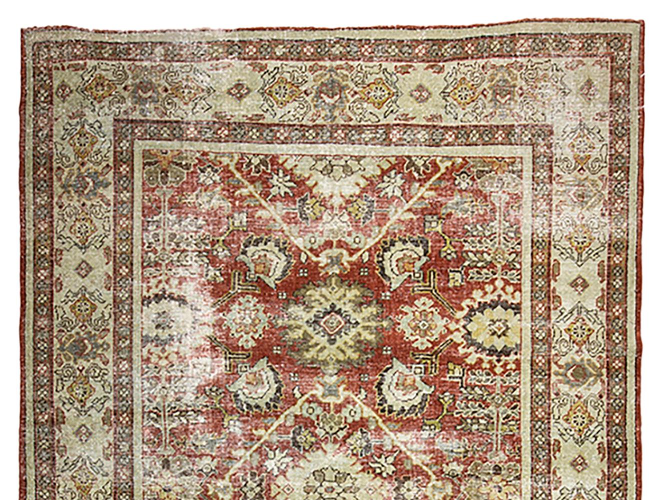 Antiker persischer Mahal-Teppich des frühen 20. Jahrhunderts im Zustand „Gut“ im Angebot in Los Angeles, CA