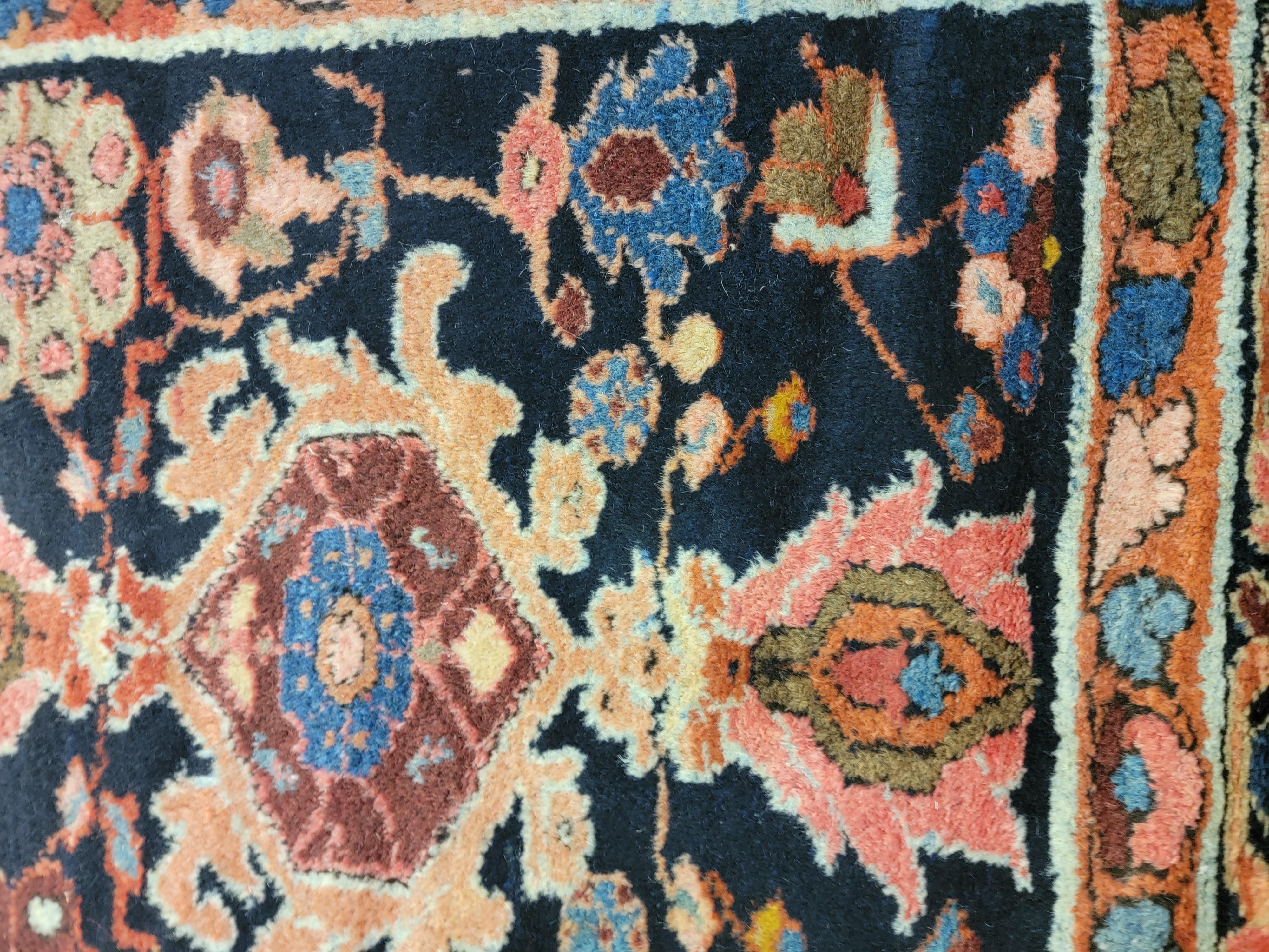 Antiker persischer Sultanabad-/Meshkabad-Teppich des frühen 20. Jahrhunderts (Wolle) im Angebot