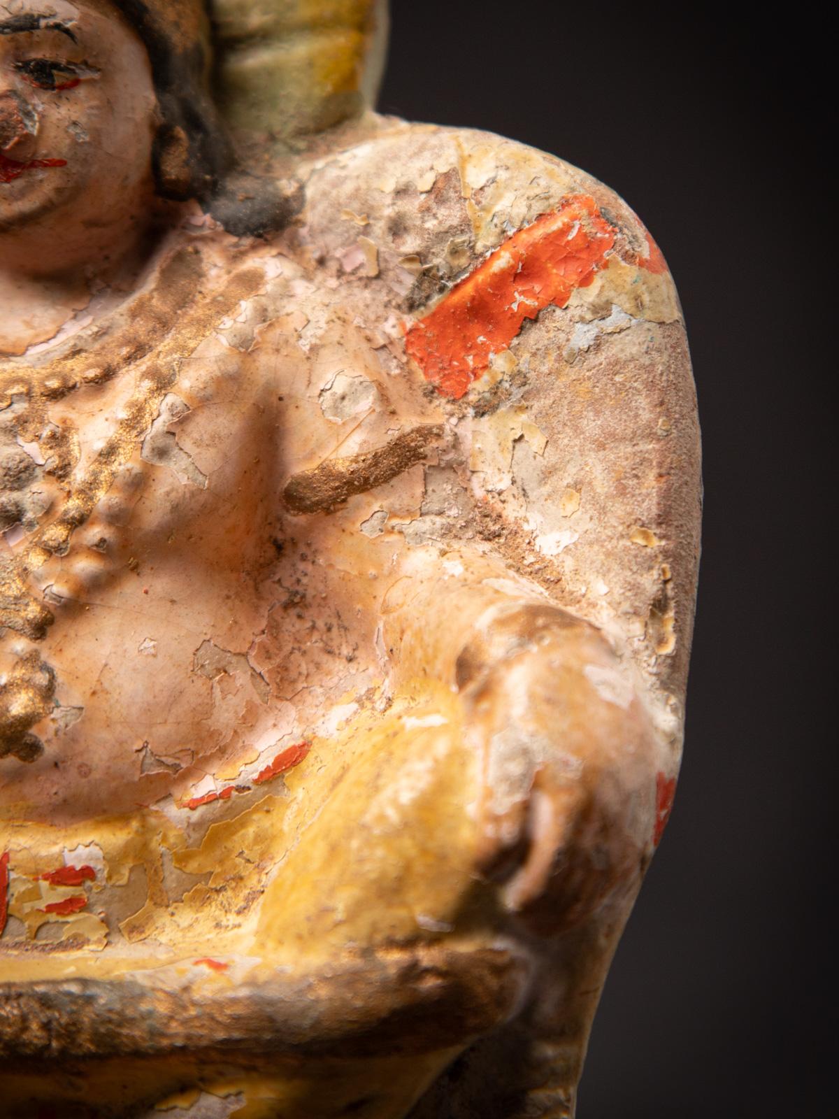 Early 20th century Antique pottery Vishnu statue from India For Sale 6