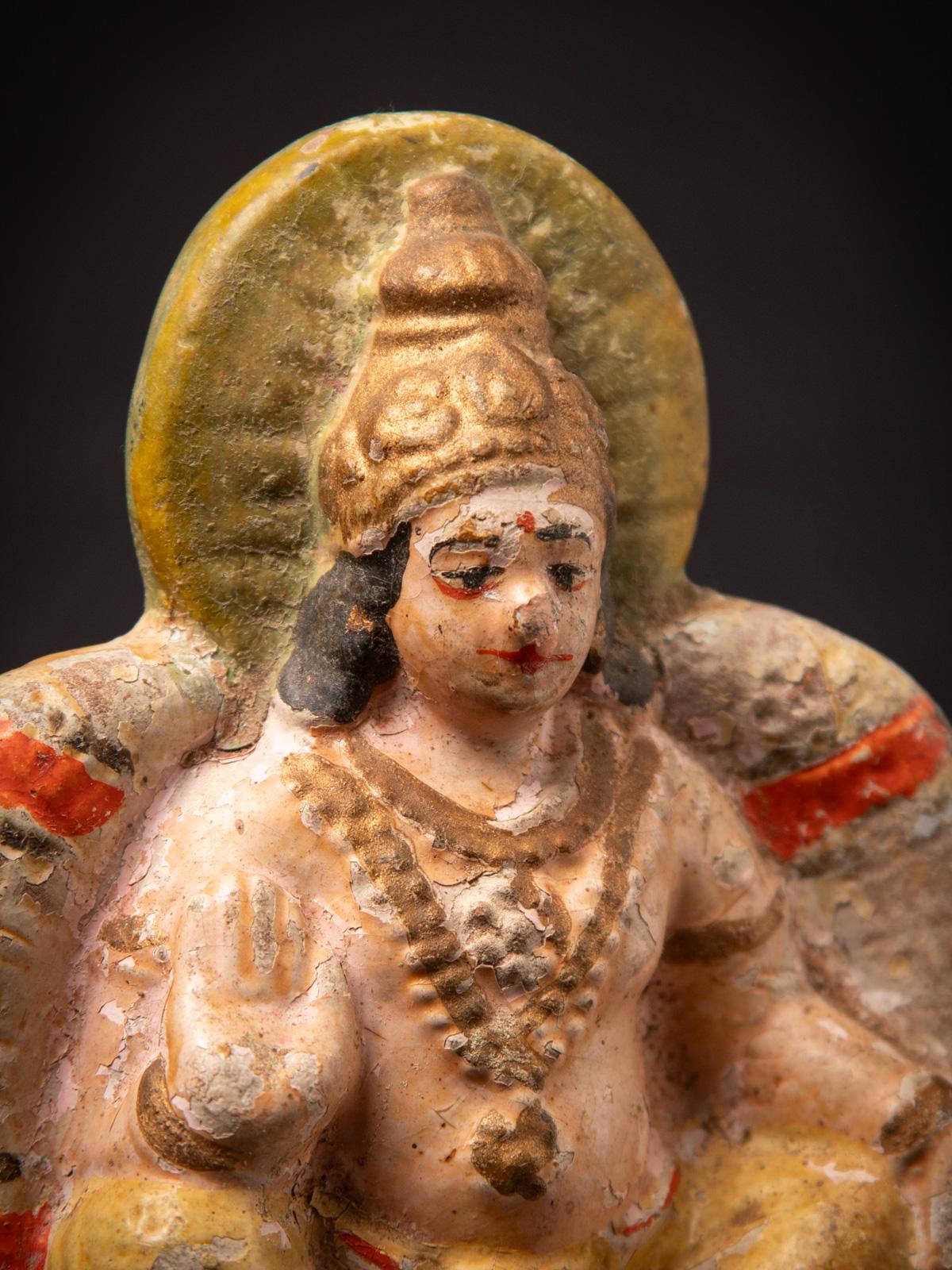 Early 20th century Antique pottery Vishnu statue from India For Sale 2