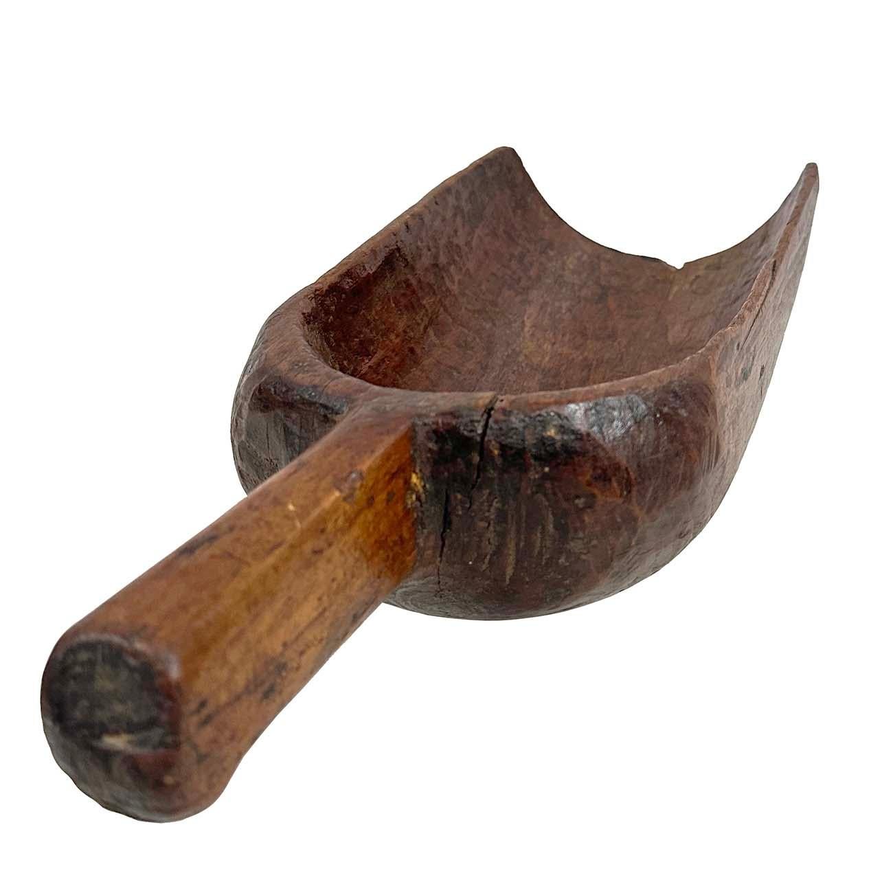 Granero o comedero primitivo de madera antiguo de principios del siglo XX Madera en venta